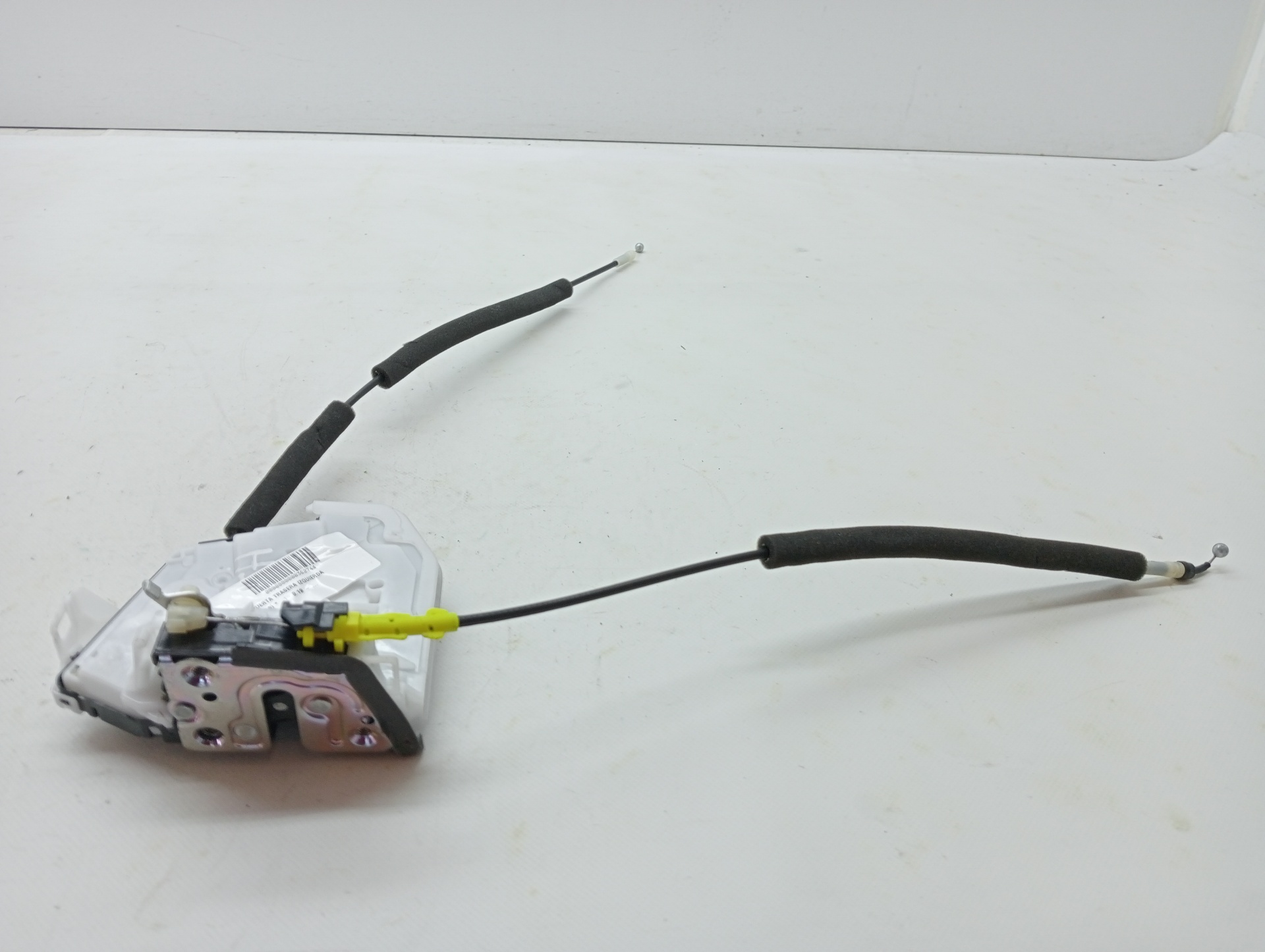 Rear left door lock NISSAN JUKE (F16)