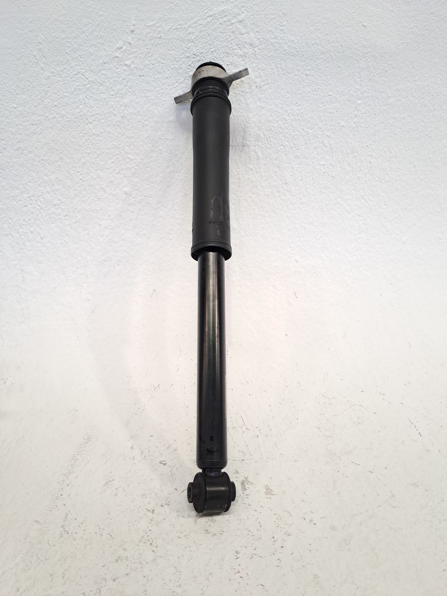 Stoßdämpfer hinten links HYUNDAI BAYON