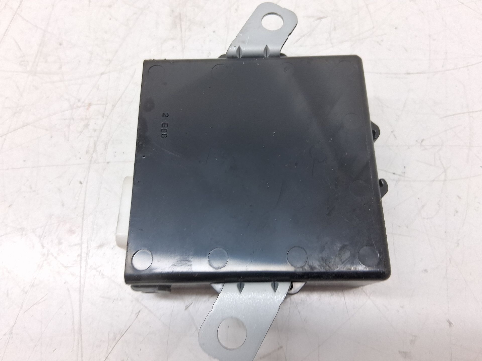 Electronic Control Module LEXUS RX (_U3_)