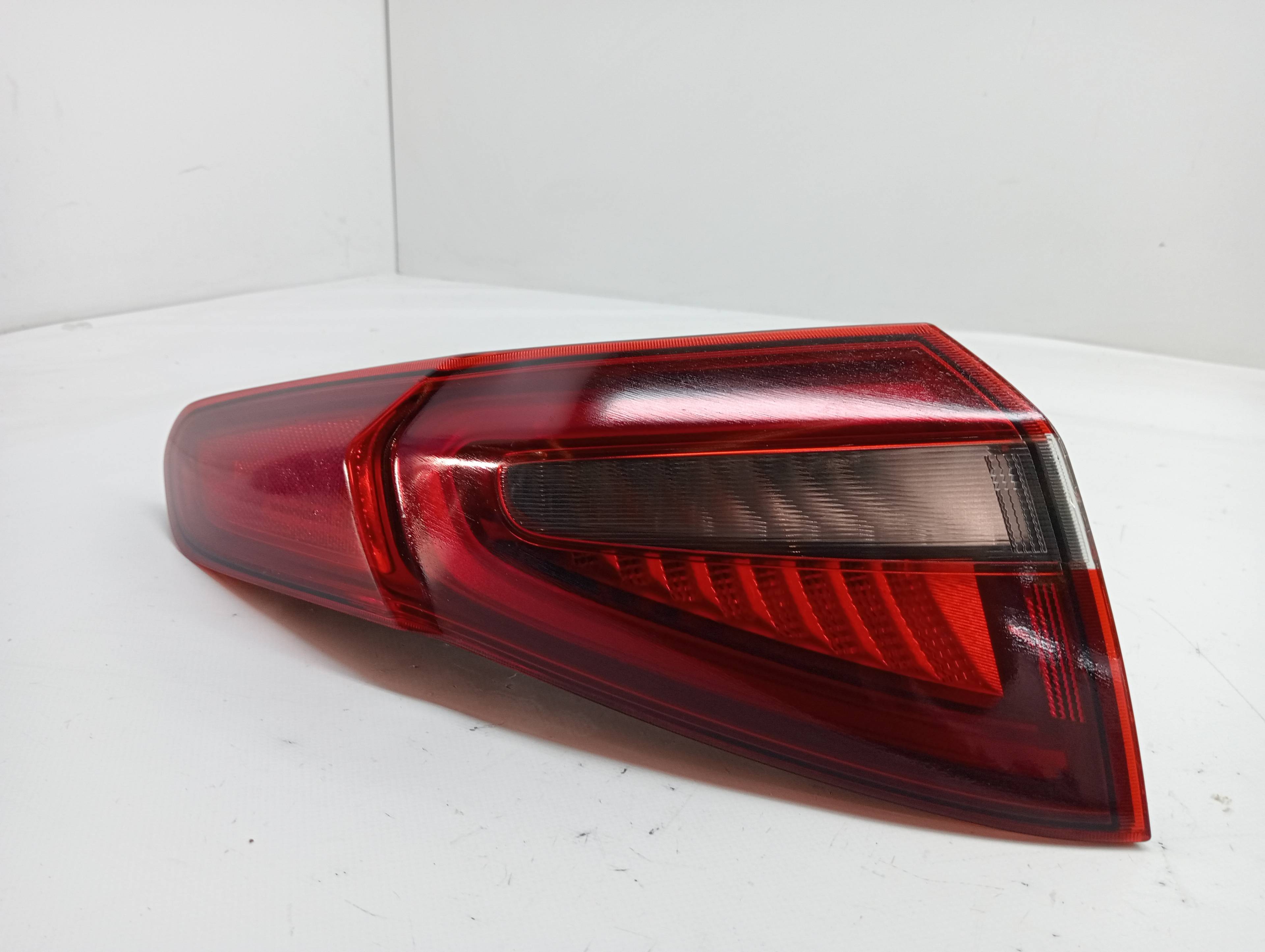 Heckleuchte links ALFA ROMEO STELVIO (630)
