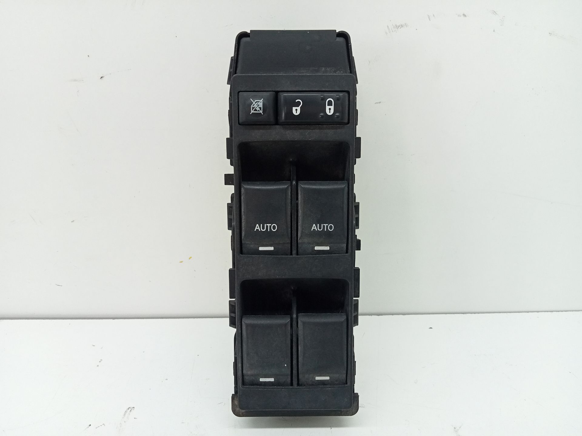 Front Left Window Switch CHRYSLER JEEP GR.CHEROKEE (WH)