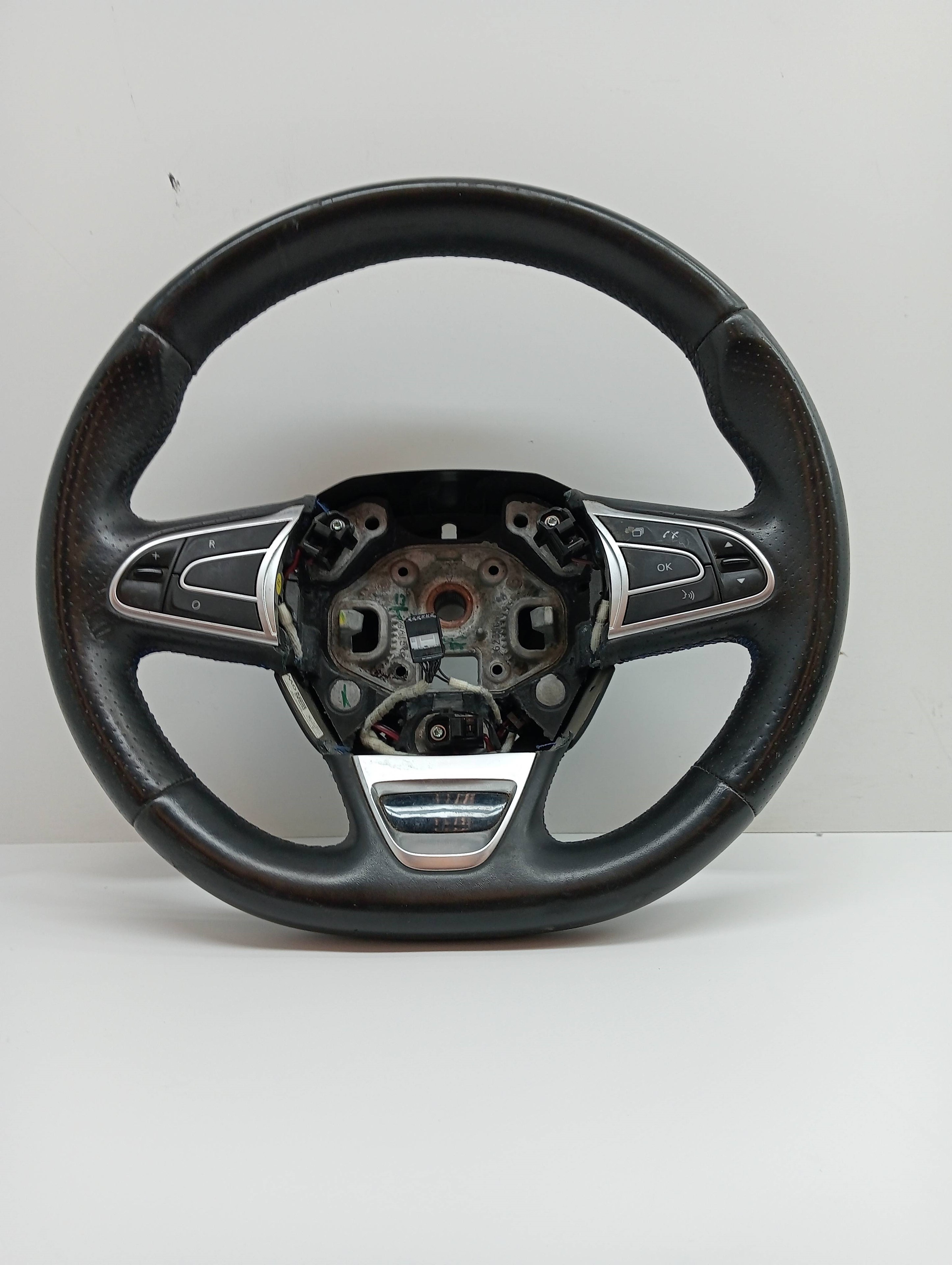 Volant RENAULT MEGANE IV BERLINA 5P