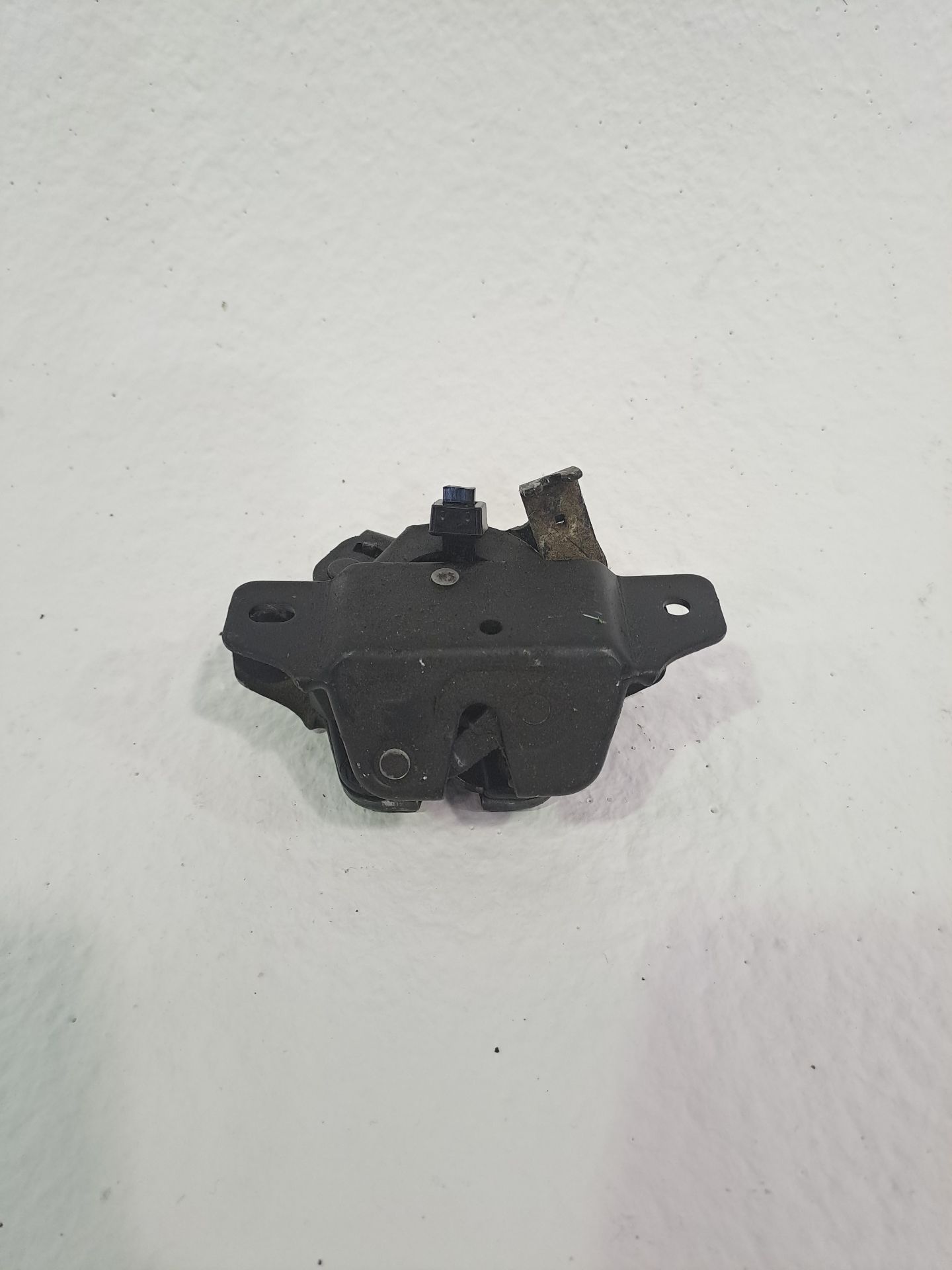 Serrure de coffre/hayon PEUGEOT PARTNER (S2)