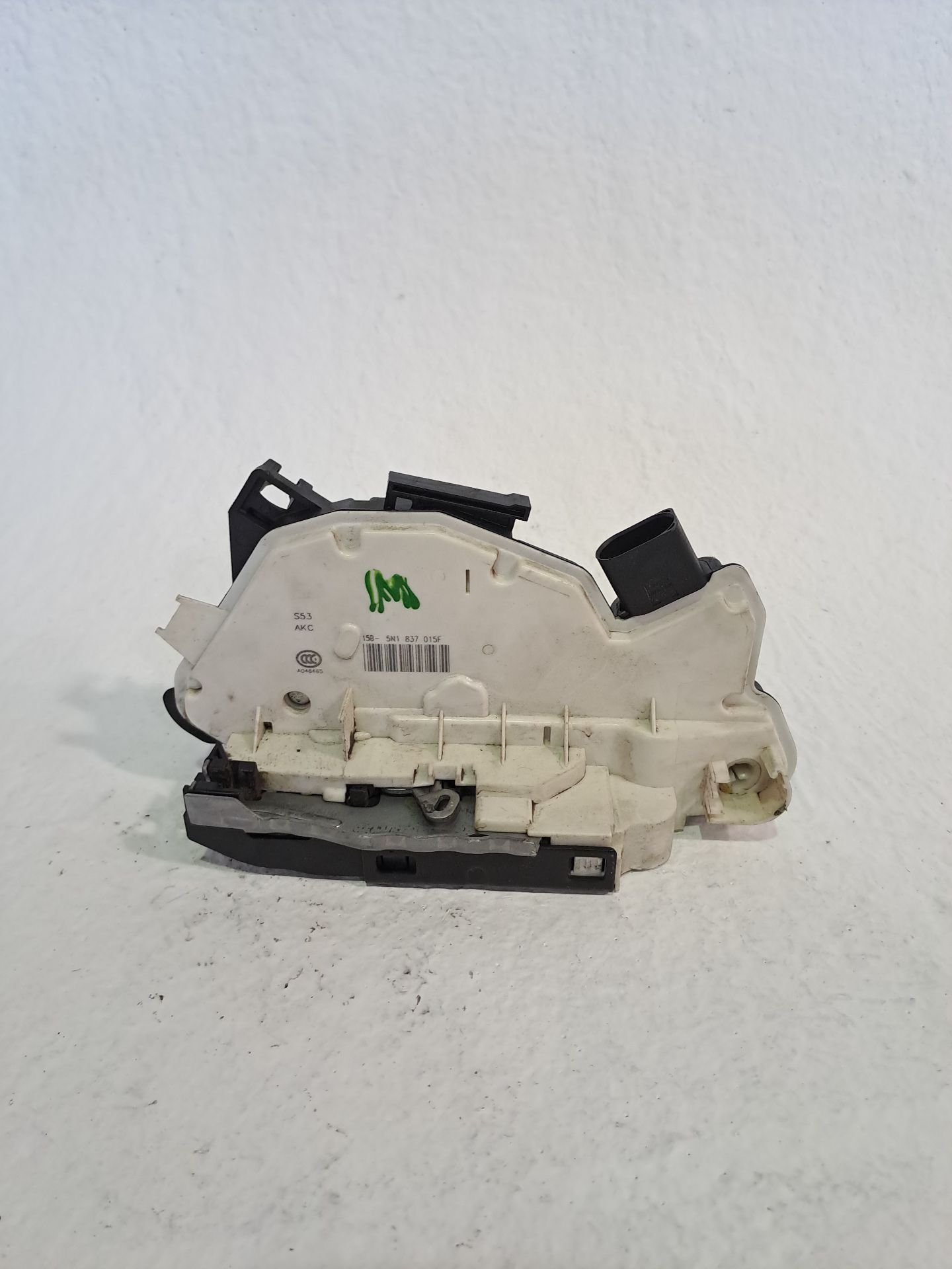 Serrure porte avant gauche SEAT IBIZA IV (6J5, 6P1)