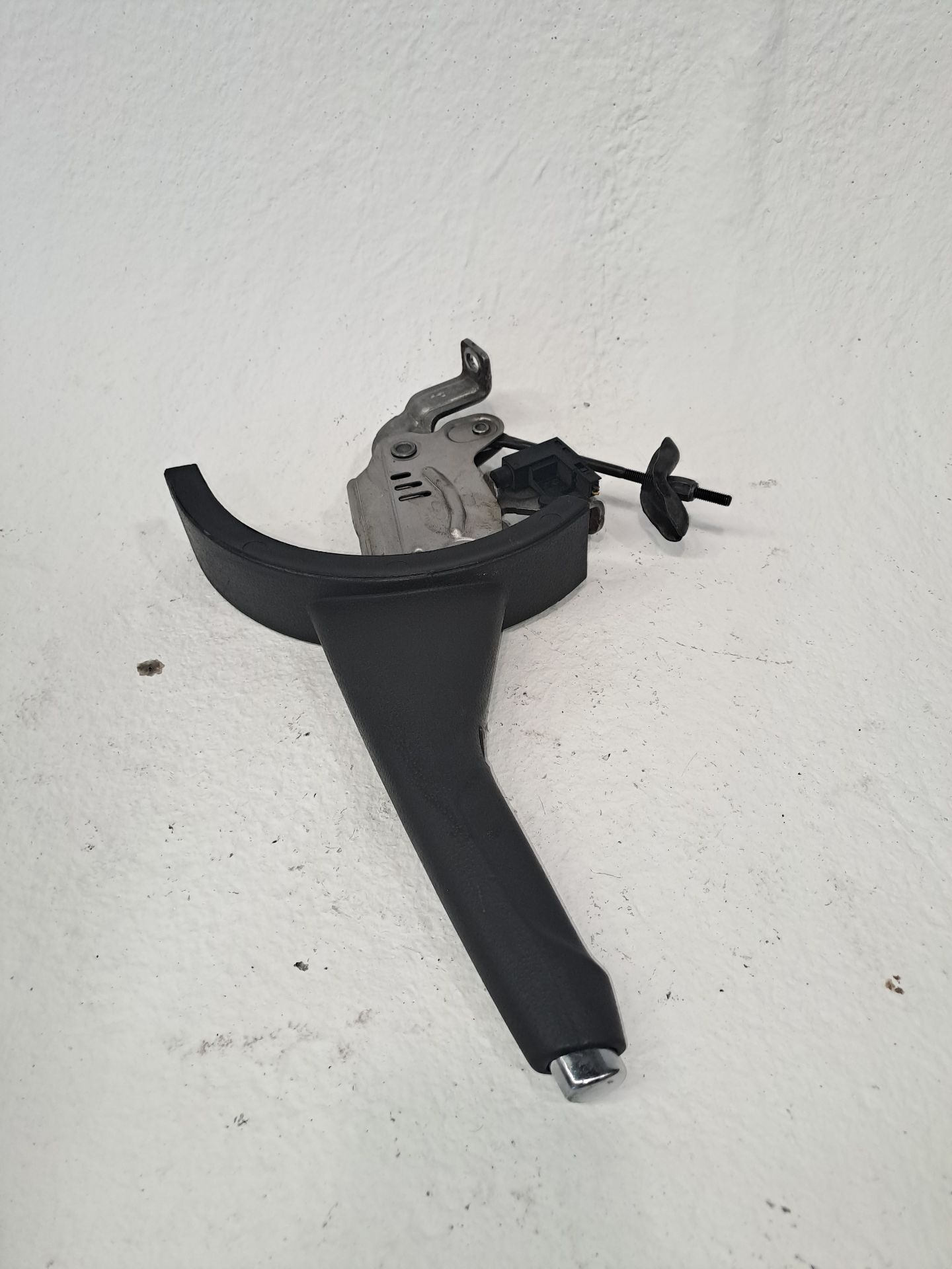 Handbremshebel SEAT IBIZA IV (6J5, 6P1)