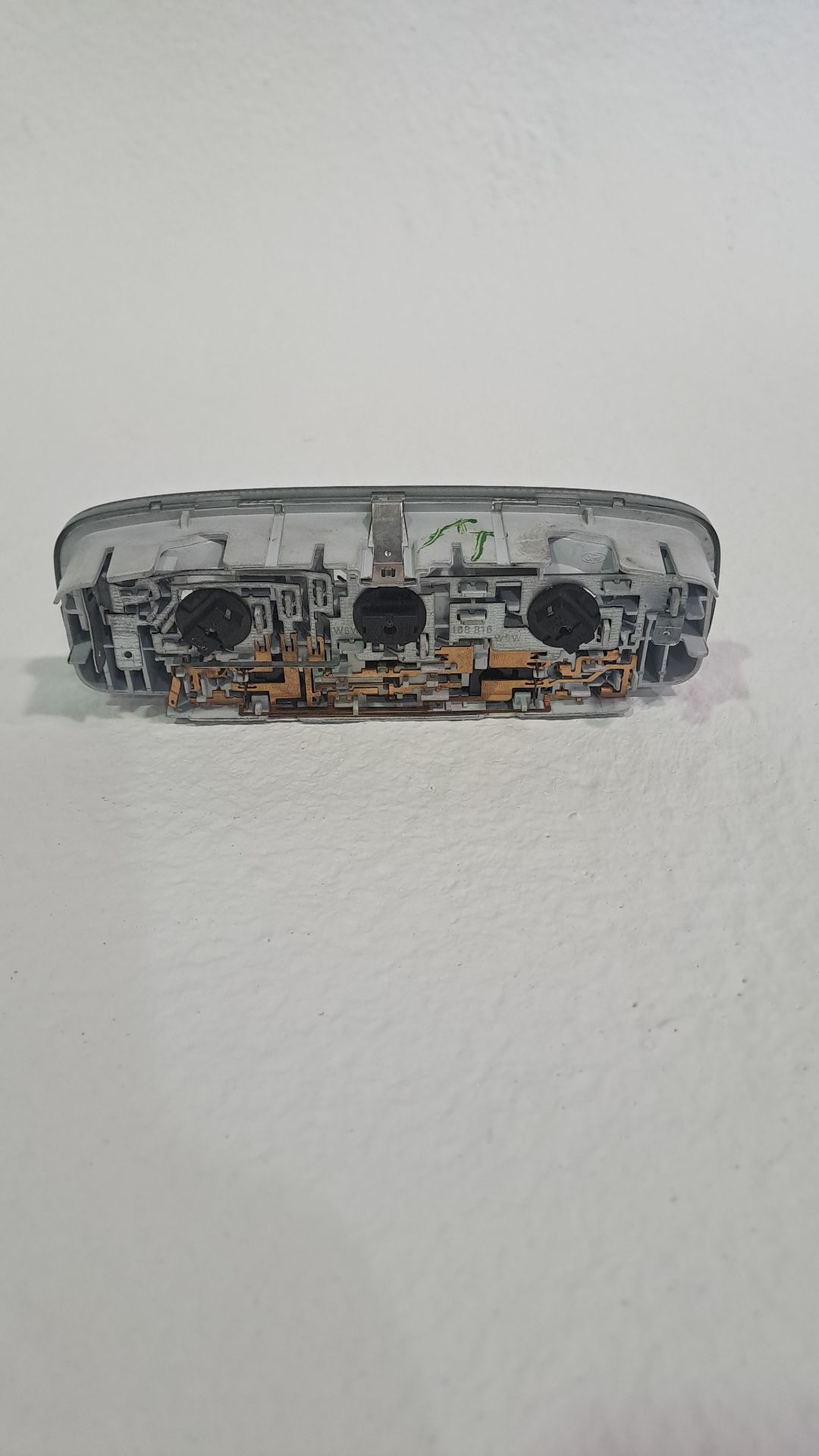 LUZ INTERIOR FORD FOCUS BERLINA (CAP)