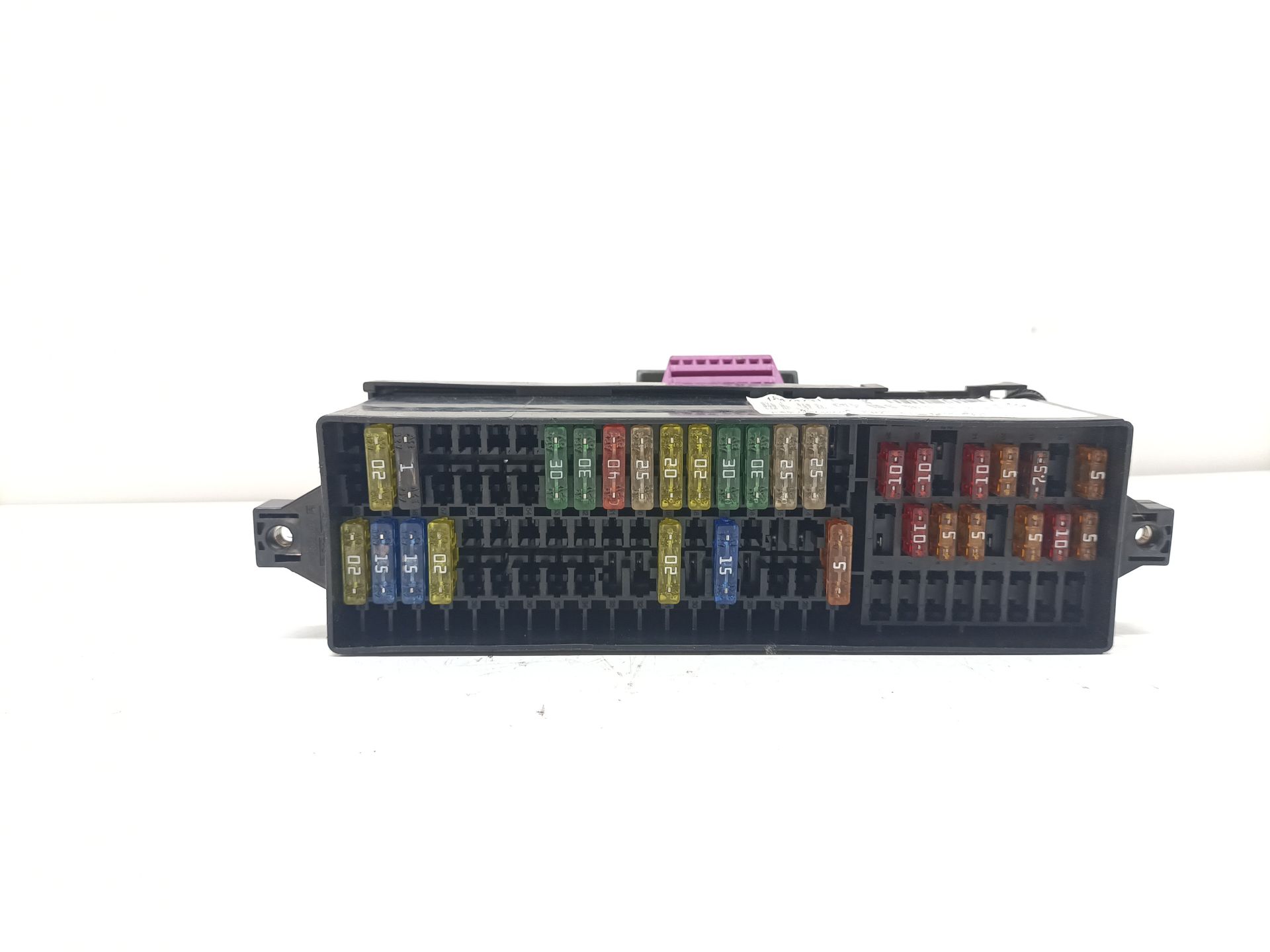 Fuse Box VOLKSWAGEN TIGUAN (5N_)