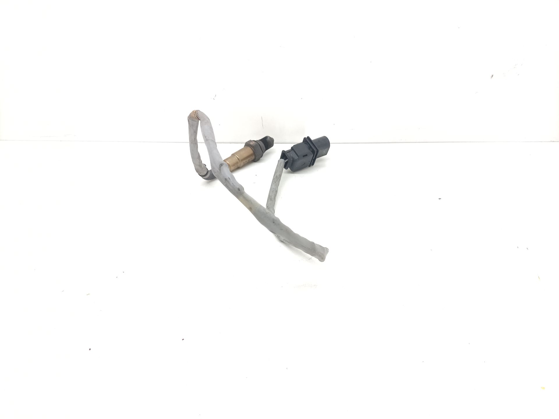 Lambda sensor VOLKSWAGEN TIGUAN (5N_)