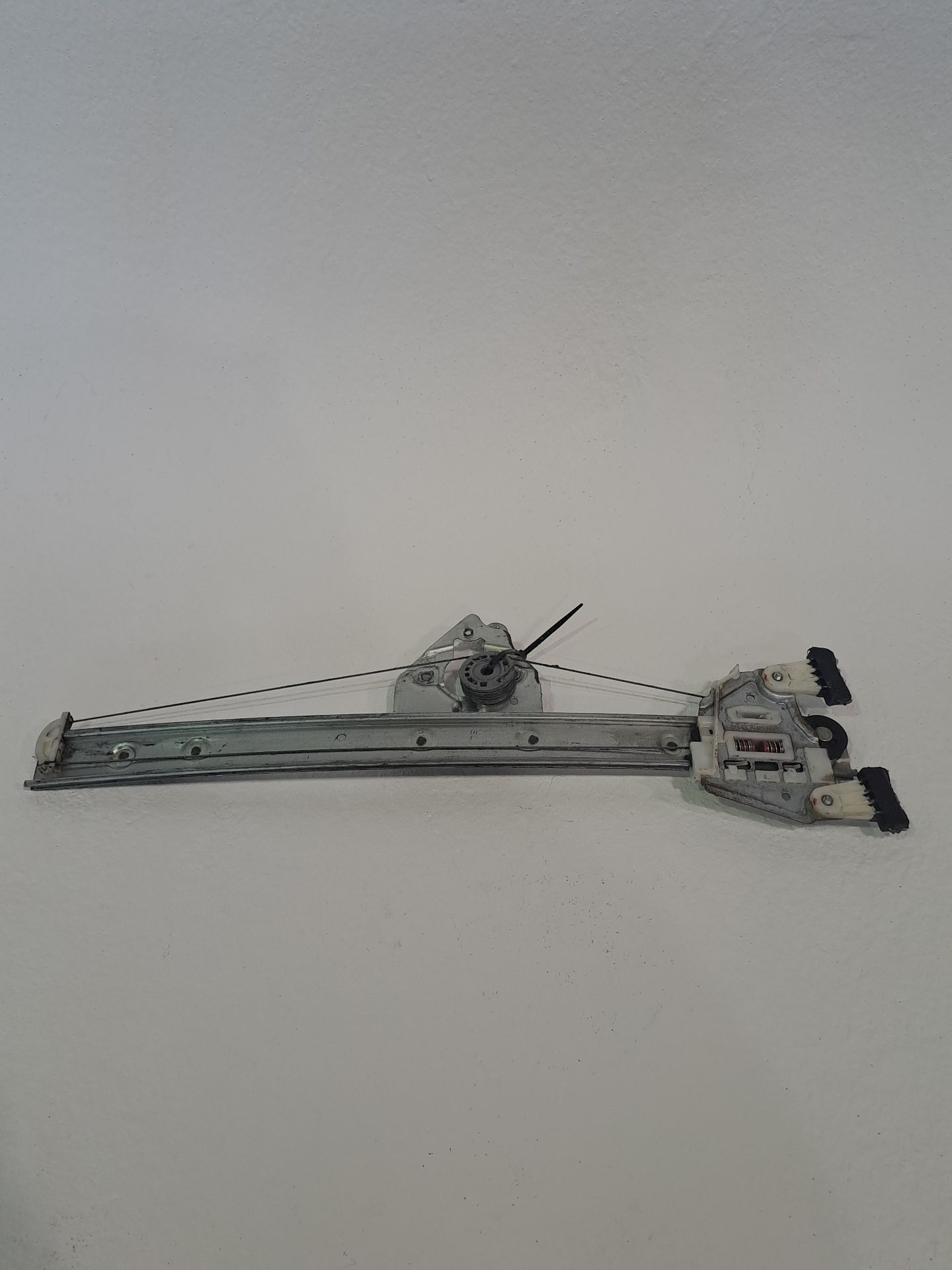 Front left window regulator SUZUKI GRAND VITARA JB (JT)