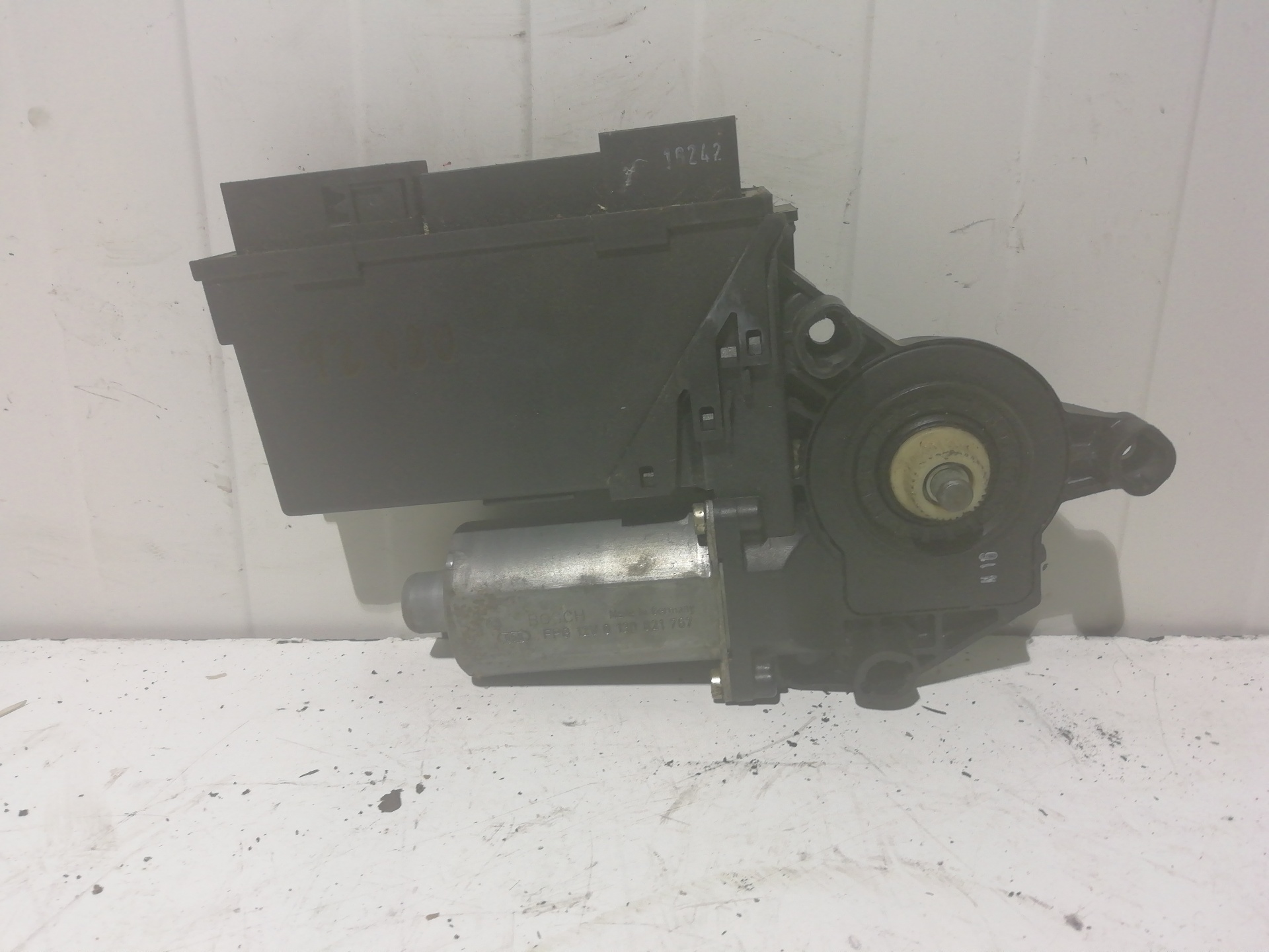 Front left window regulator PEUGEOT 307 BREAK / SW (S1)