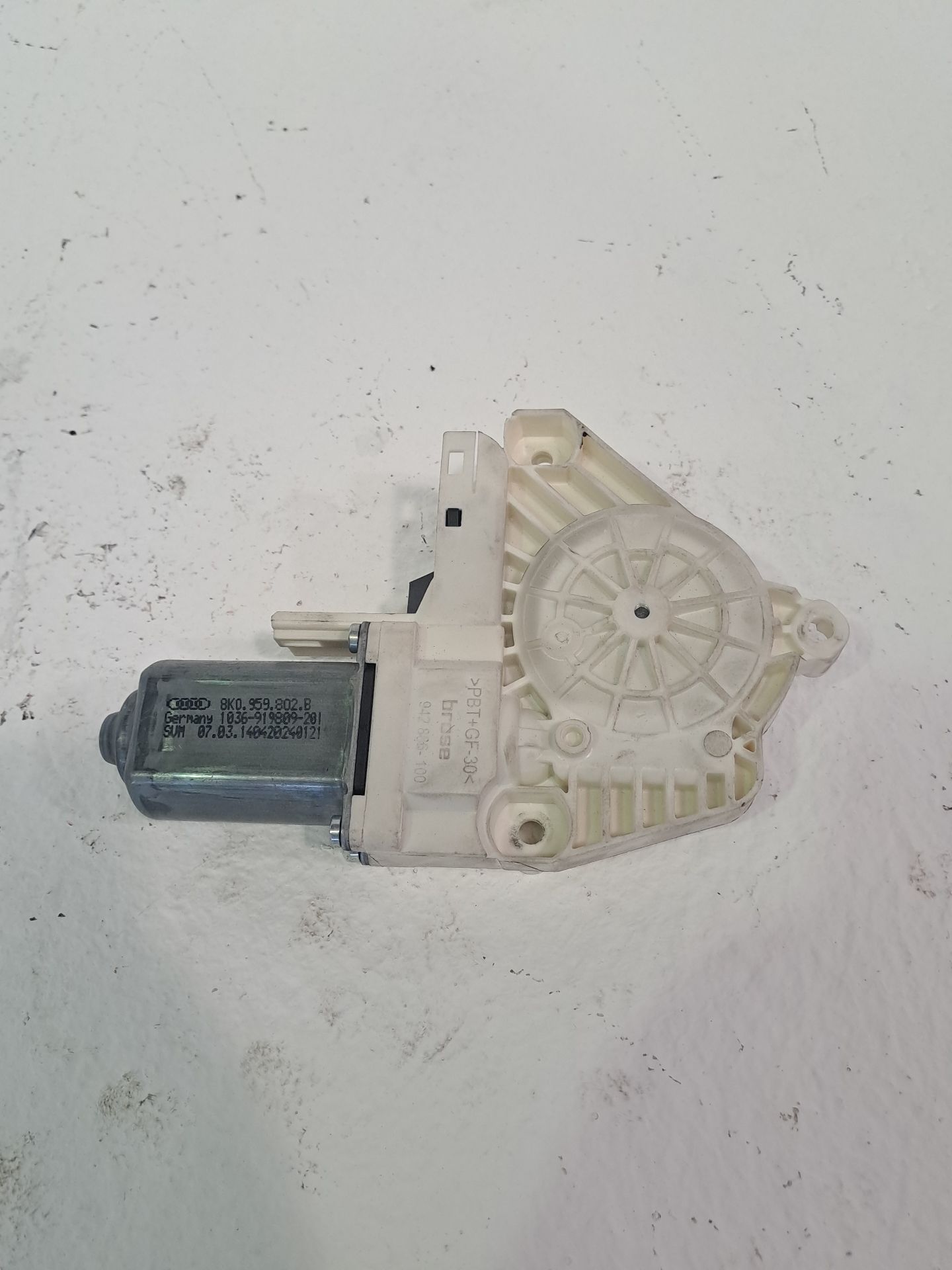 Front Right Window Motor SEAT ALHAMBRA (710 - 711)
