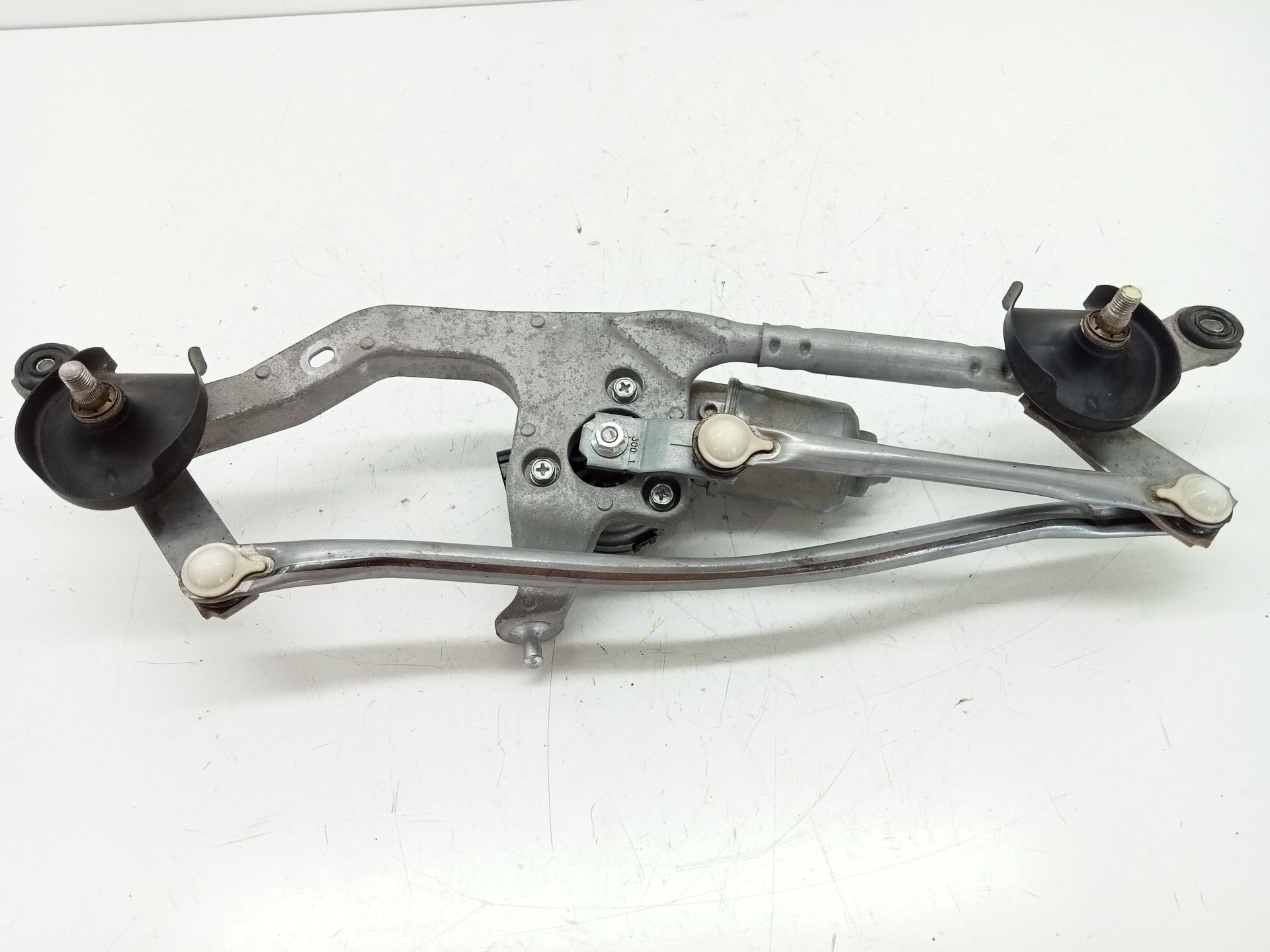 Scheibenwischermotor vorne TOYOTA AURIS