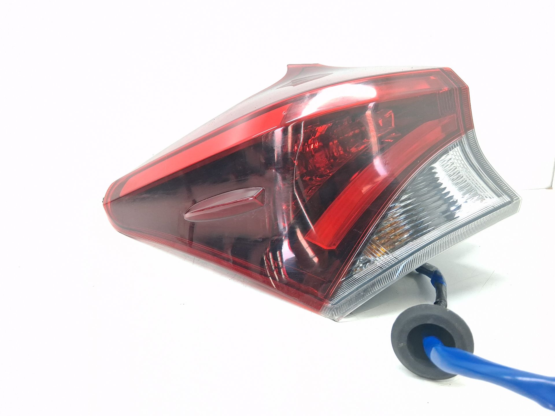Farol traseiro direito TOYOTA AURIS