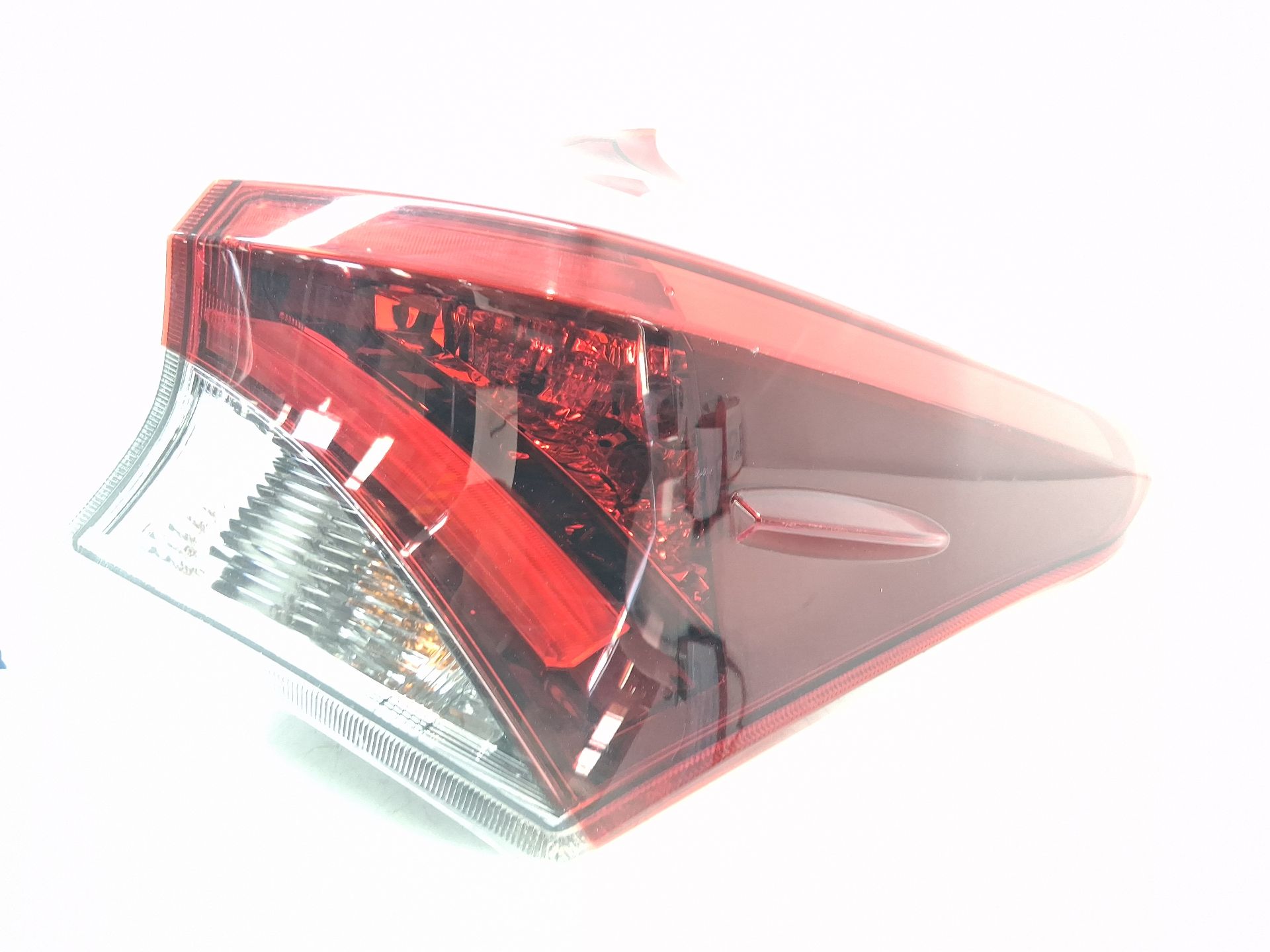Fanale posteriore sinistro TOYOTA AURIS