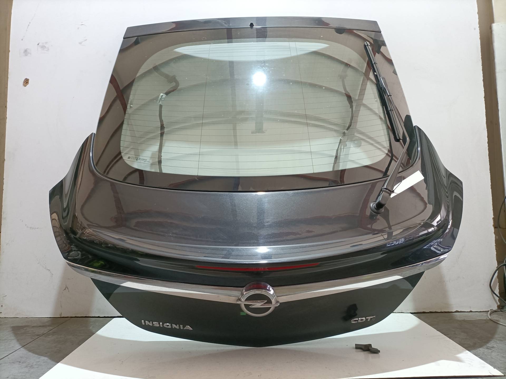 Tailgate OPEL INSIGNIA BERLINA