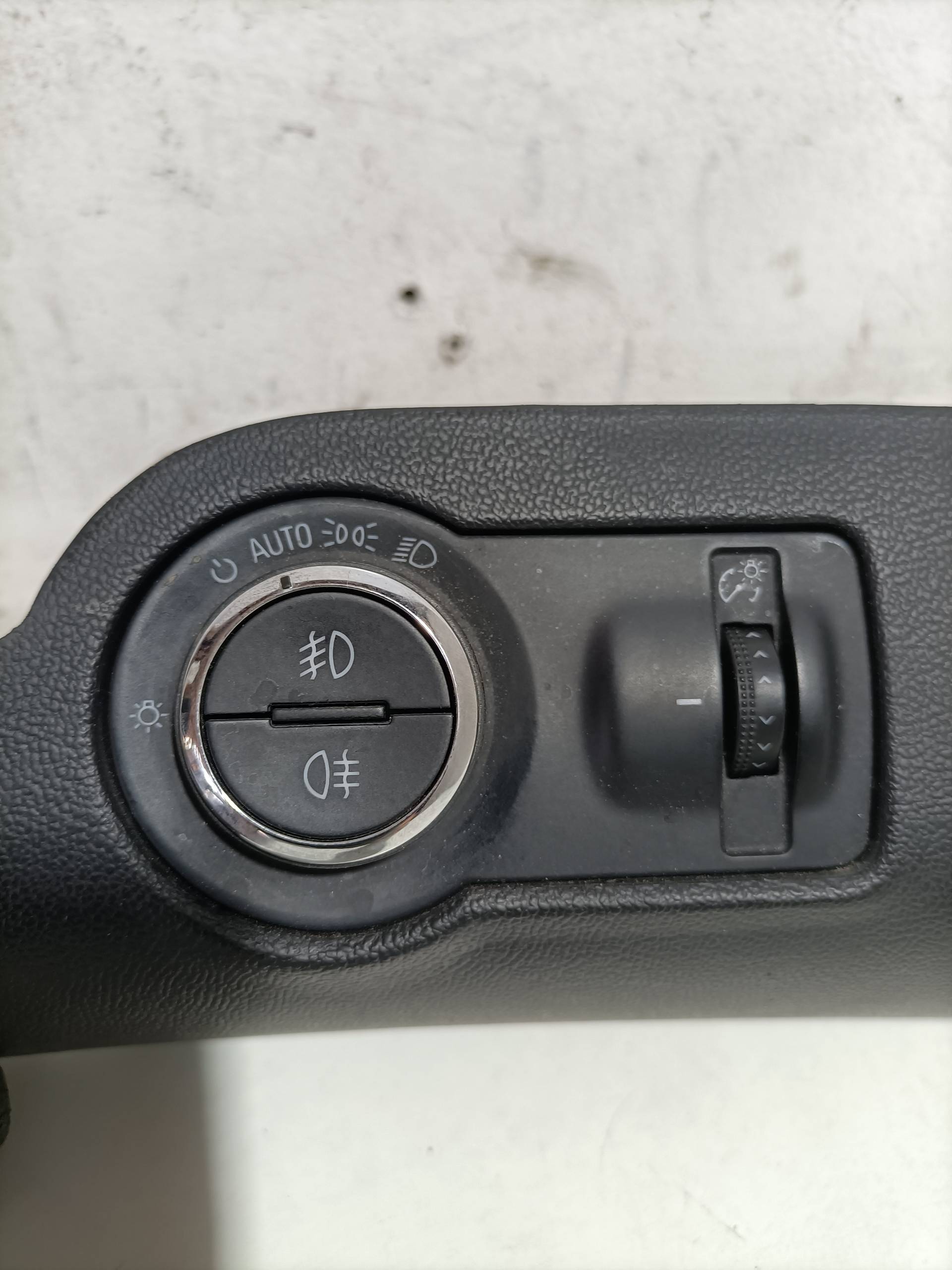 Comando luci OPEL INSIGNIA BERLINA