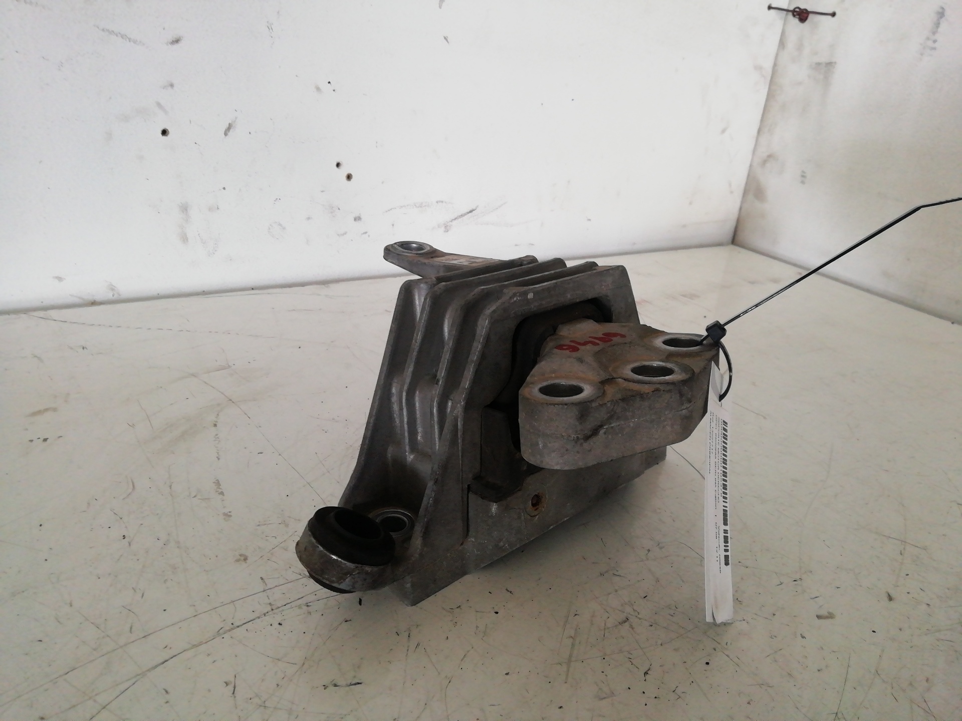 Support moteur droit OPEL INSIGNIA BERLINA