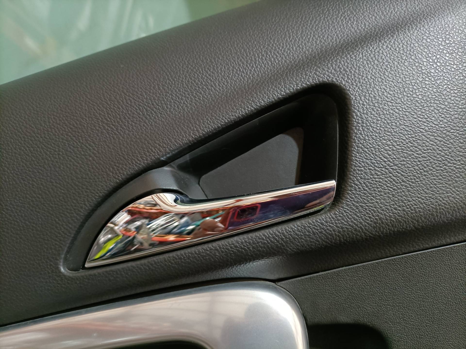 Poignée intérieure arrière gauche OPEL INSIGNIA BERLINA