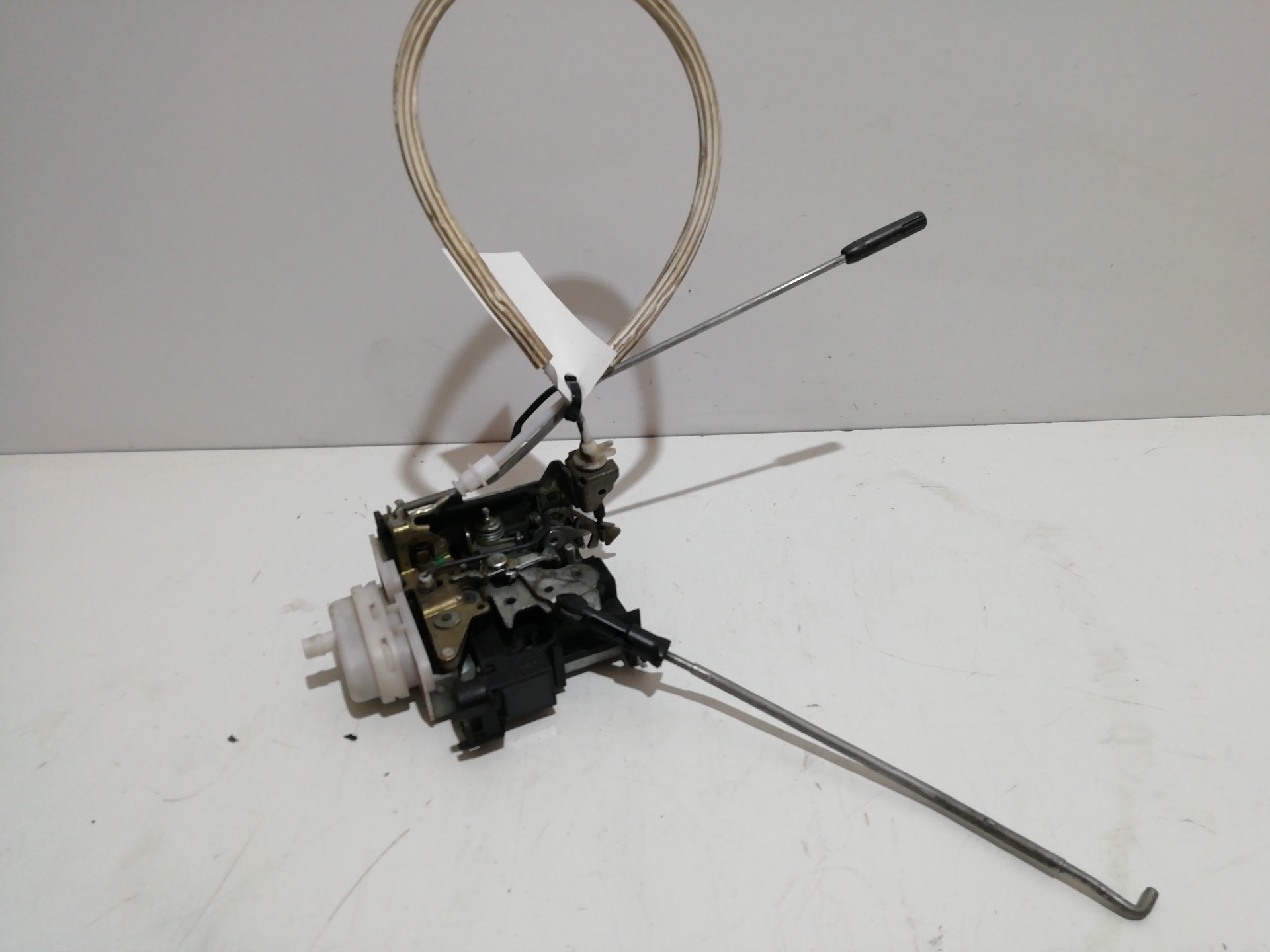 Front right door lock AUDI A4 BERLINA (B5)