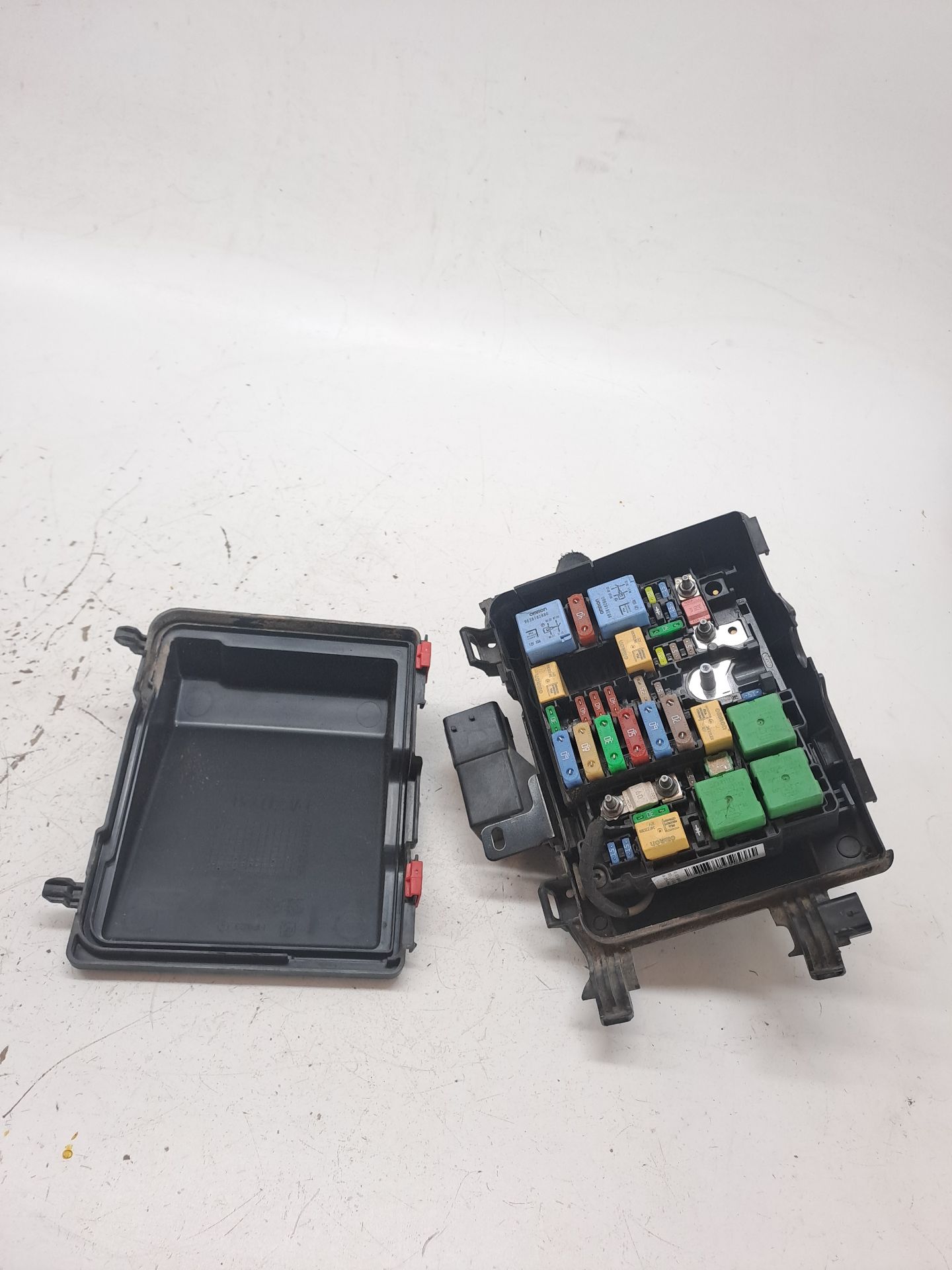CAJA RELES / FUSIBLES CITROEN JUMPY SPACETOURER