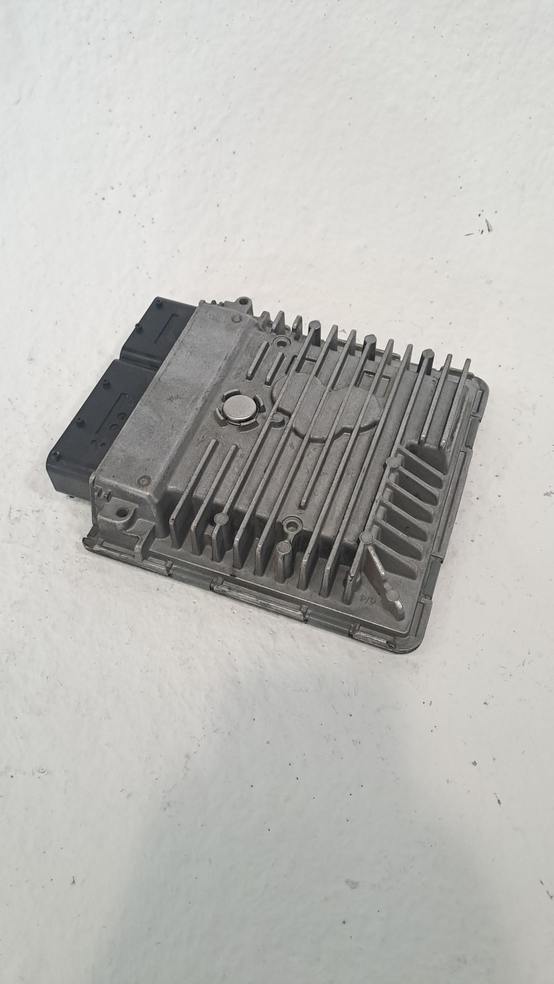 Engine control unit ECU VOLKSWAGEN JETTA (162)