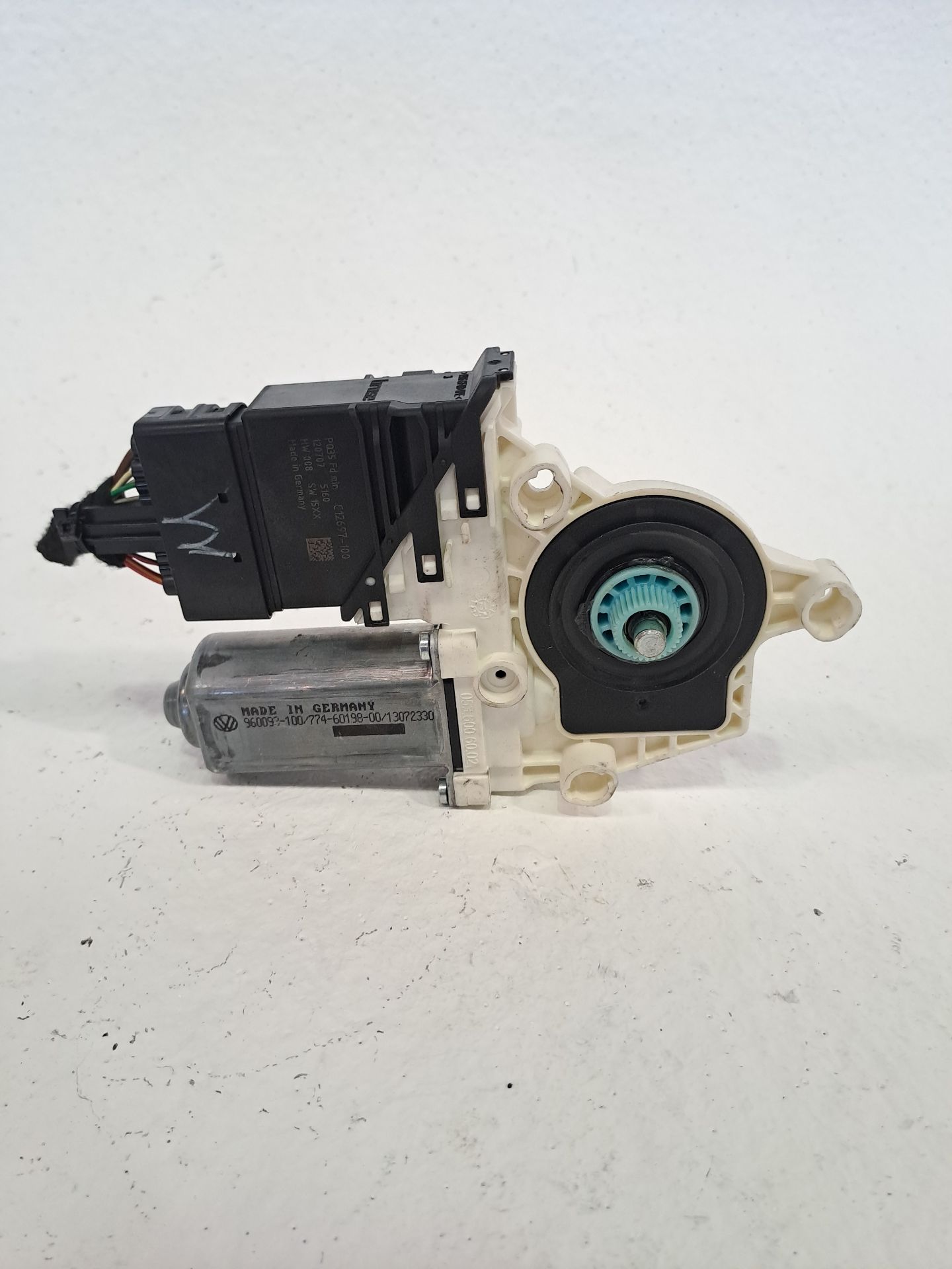 Rear Left Window Motor VOLKSWAGEN JETTA (162)
