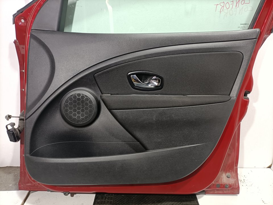 Revestimento porta dianteira direita RENAULT FLUENCE
