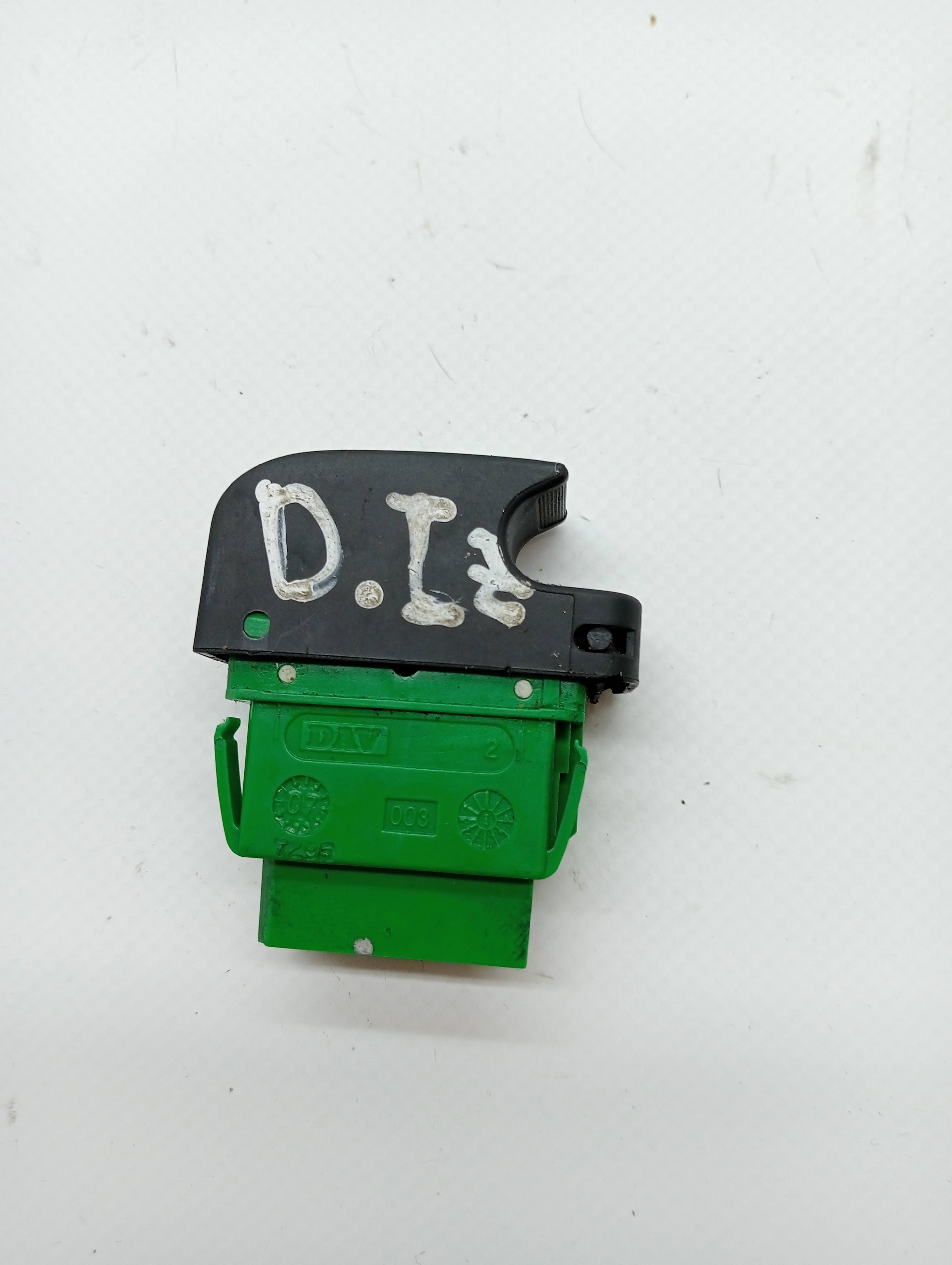 Fensterheberschalter vorne links CITROEN C1