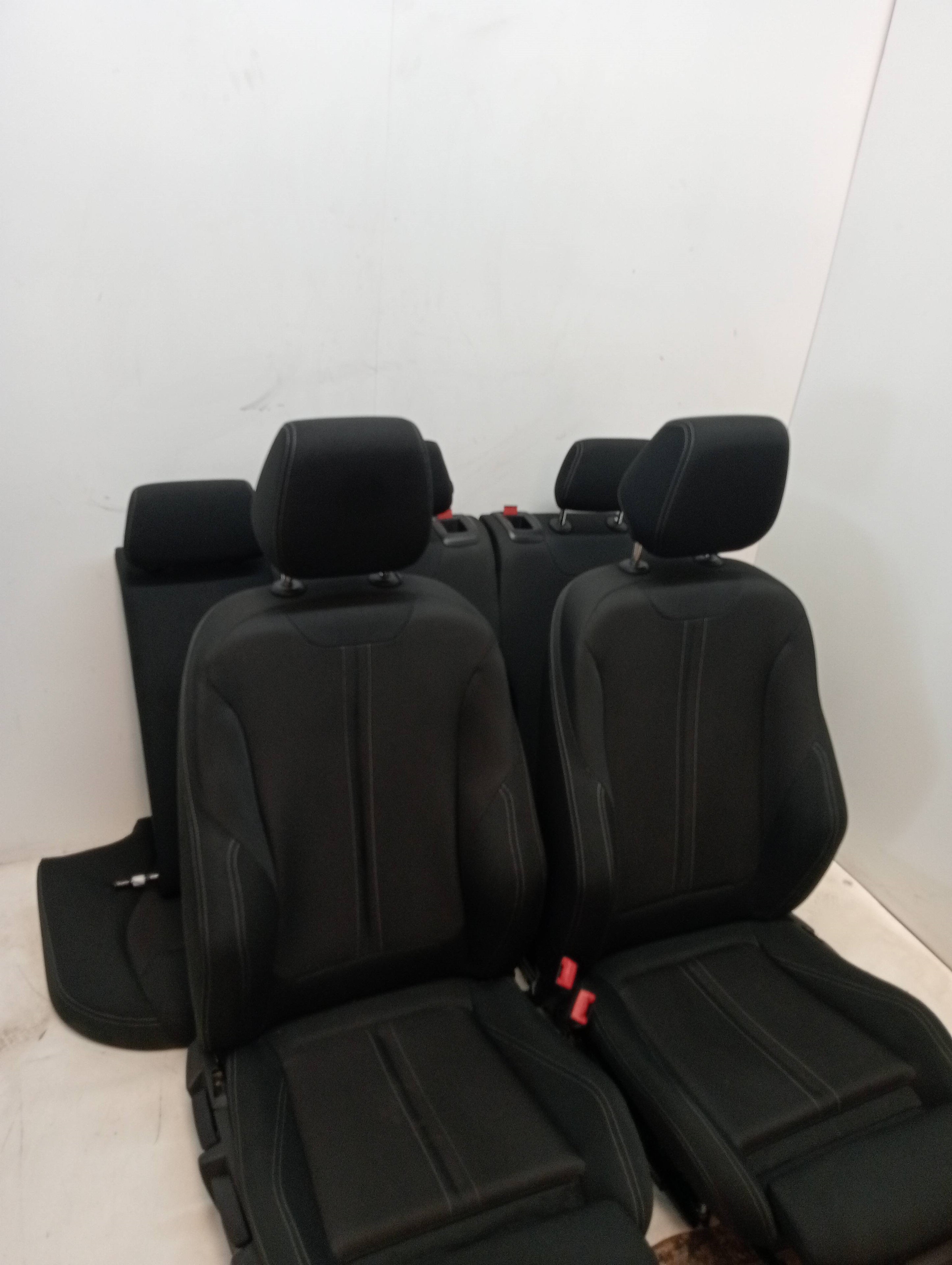 Jeu de sièges complet BMW SERIE 1 LIM. (F20/F21)