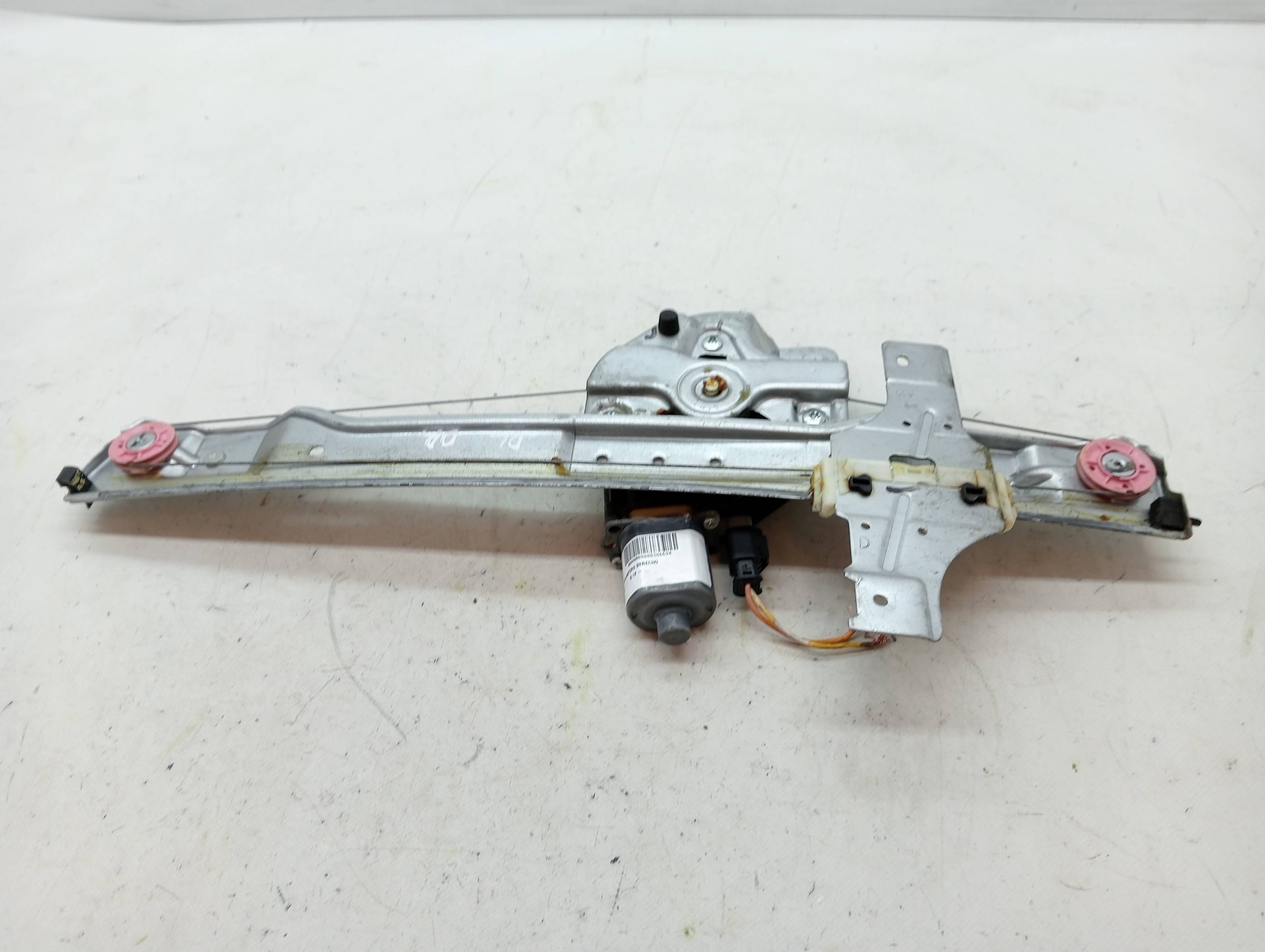ELEVALUNAS DELANTERO DERECHO PEUGEOT 208