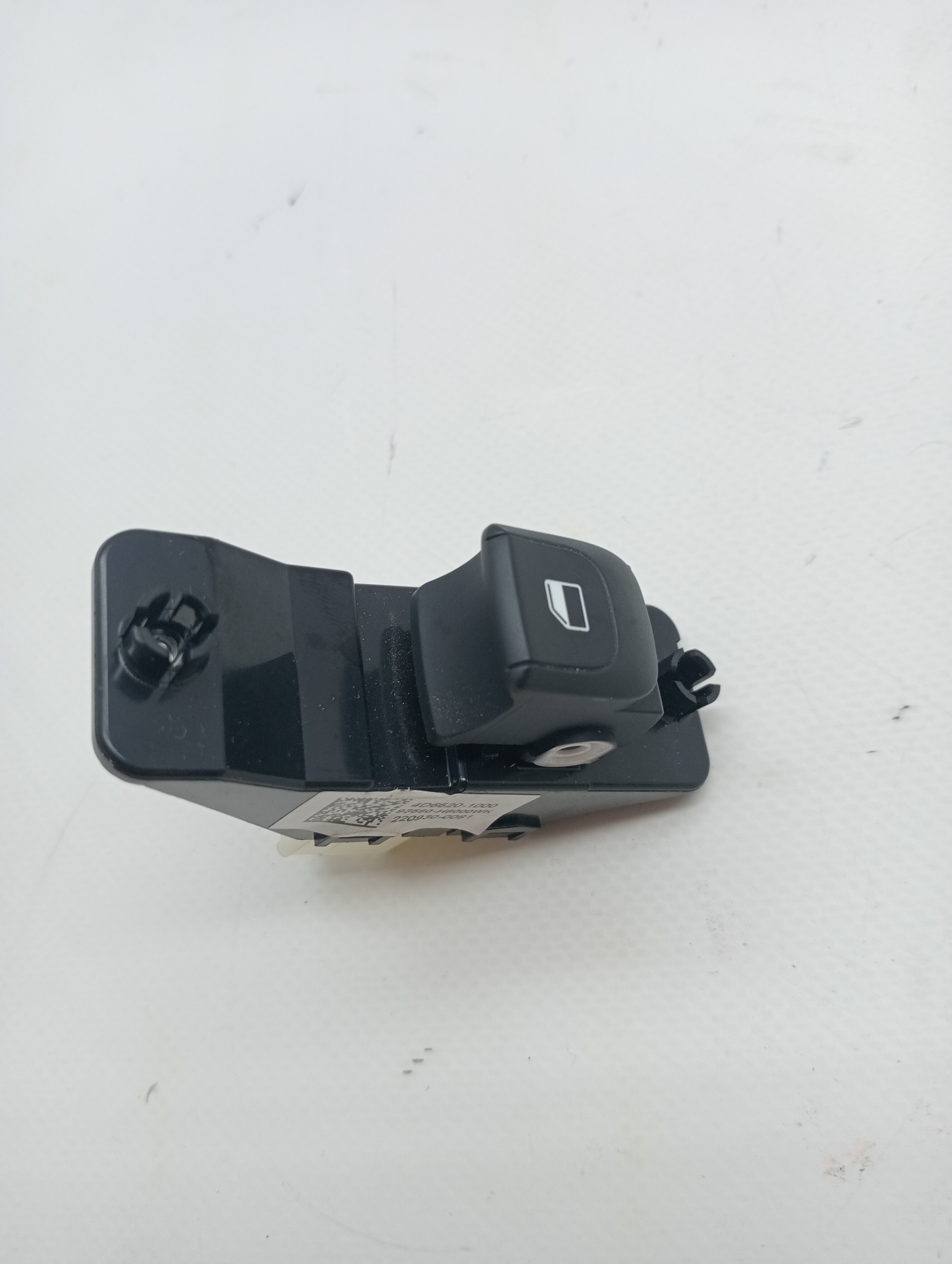 Comando vidro elétrico traseiro esquerdo KIA RIO (YB)