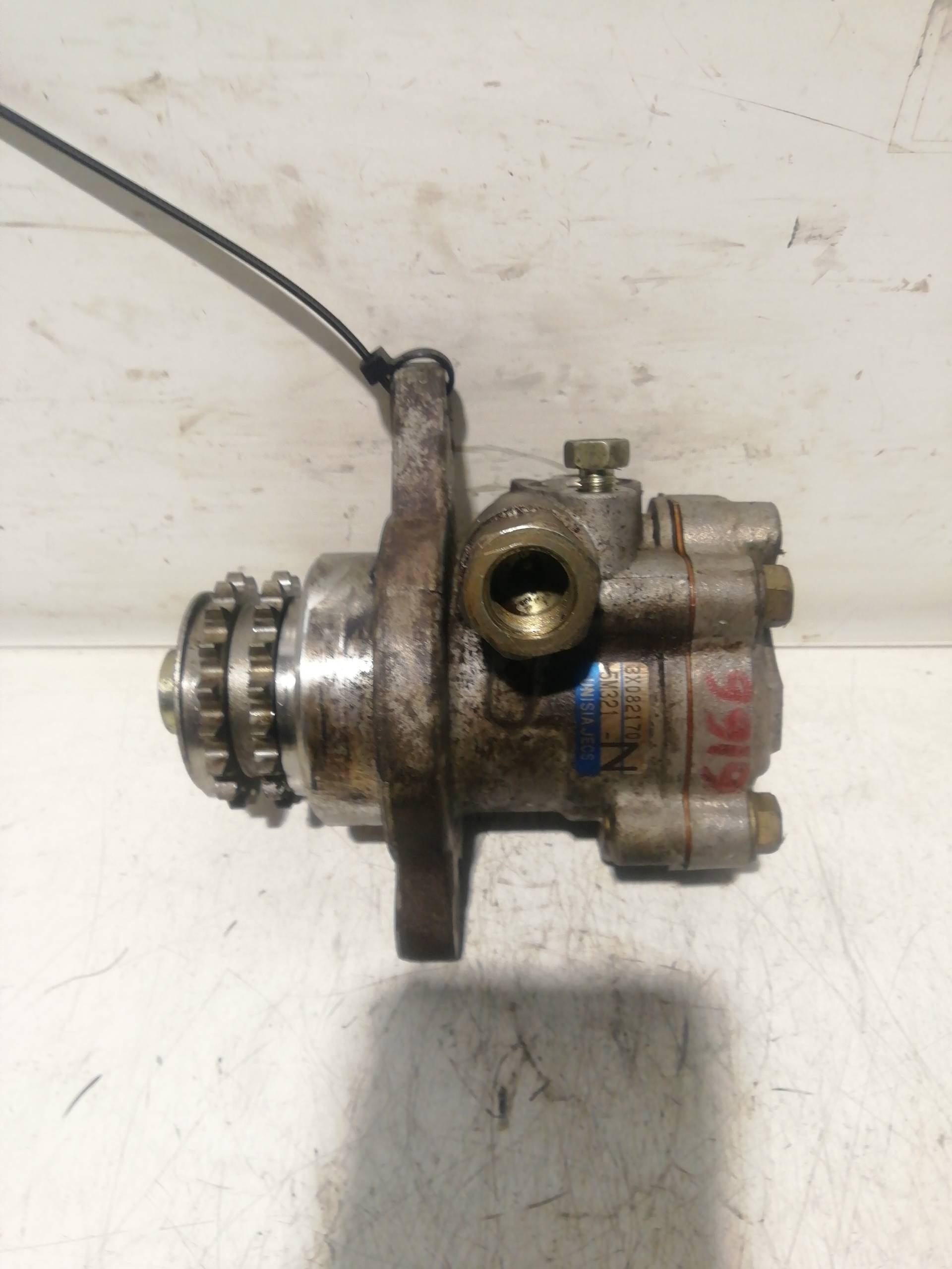 BOMBA DIRECCION NISSAN ALMERA TINO (V10M)