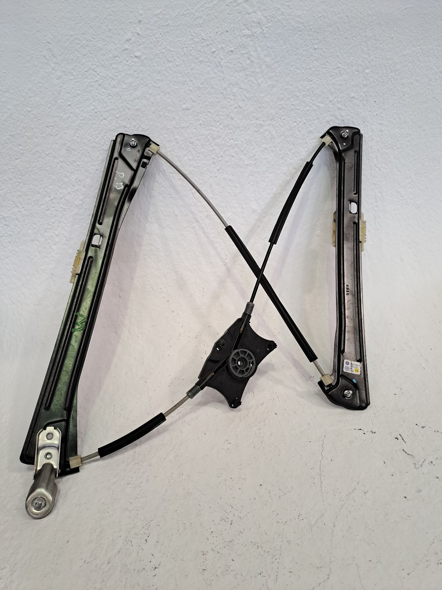 Front right window regulator VOLKSWAGEN TIGUAN (AX1)