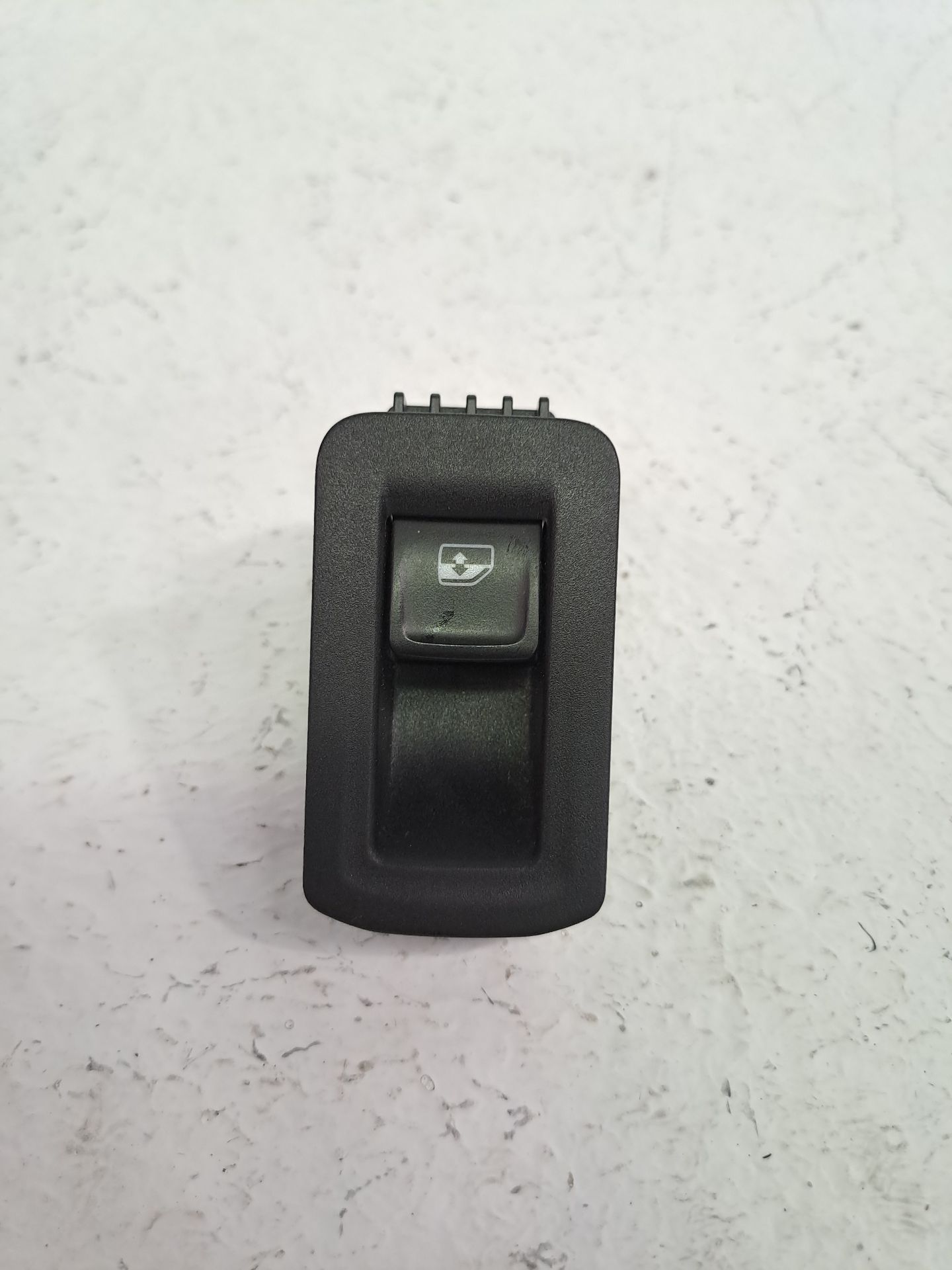 Front Right Window Switch VOLKSWAGEN TIGUAN (AX1)