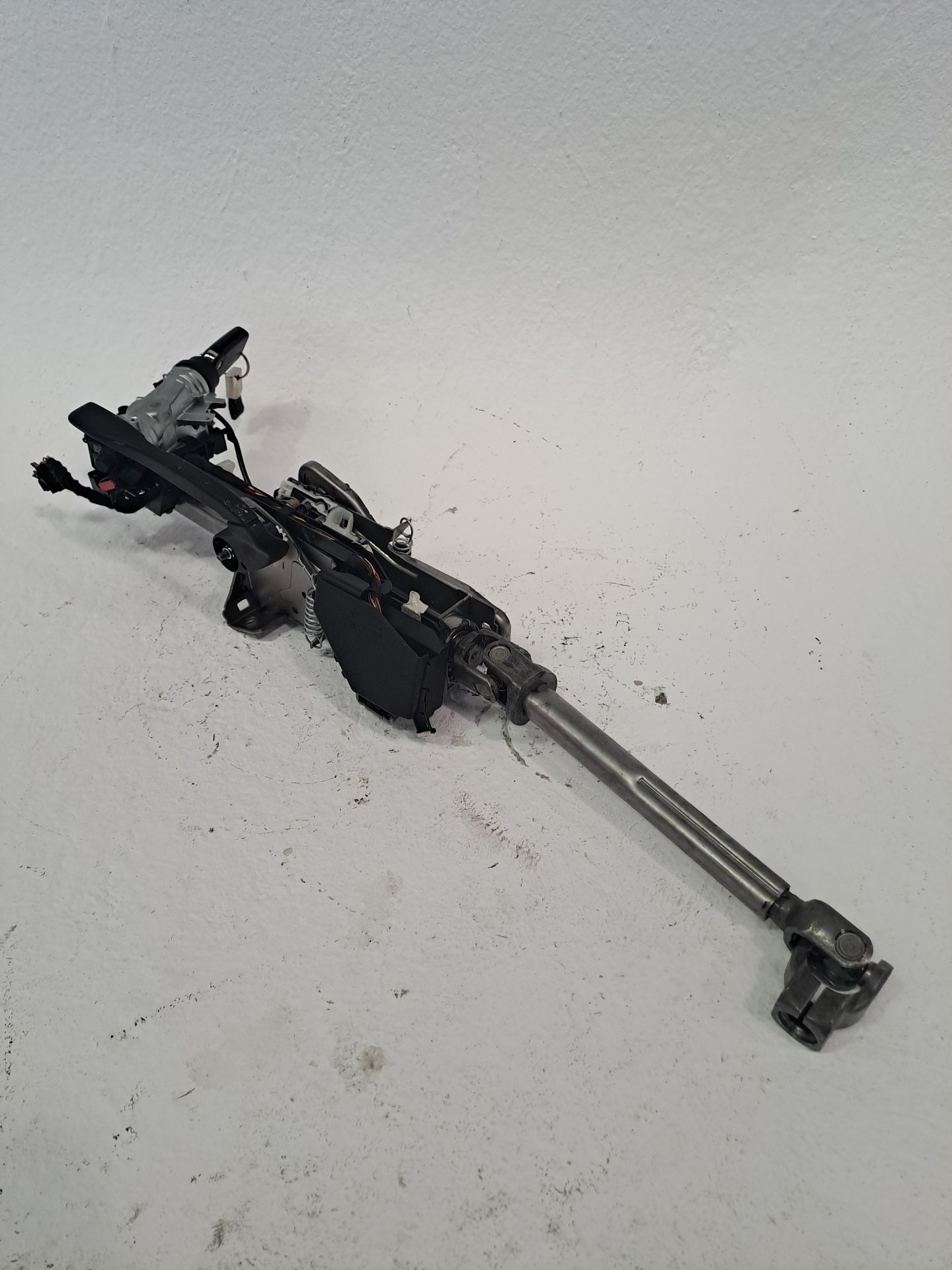 Colonne de direction VOLKSWAGEN TIGUAN (AX1)
