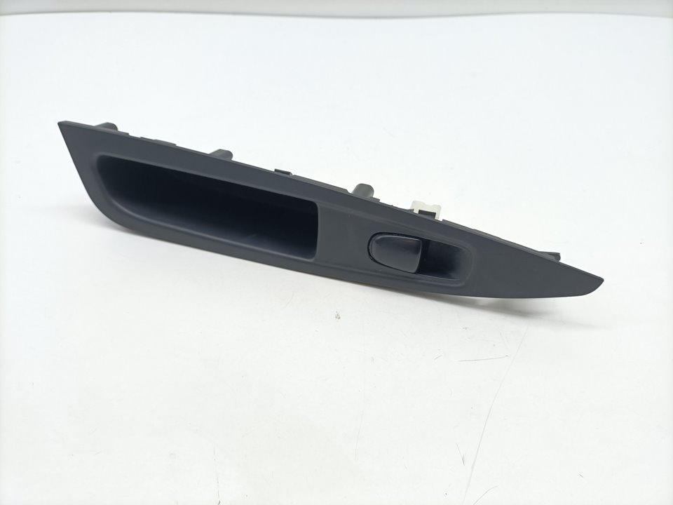 Rear Left Window Switch NISSAN QASHQAI (J11)