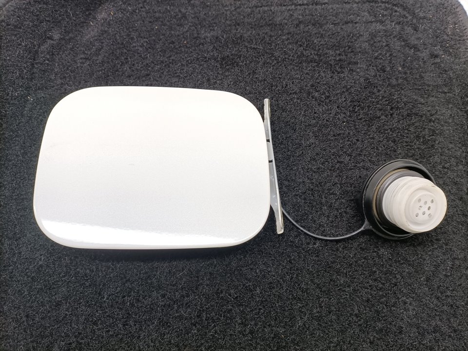 Tankdeckel außen NISSAN QASHQAI (J11)