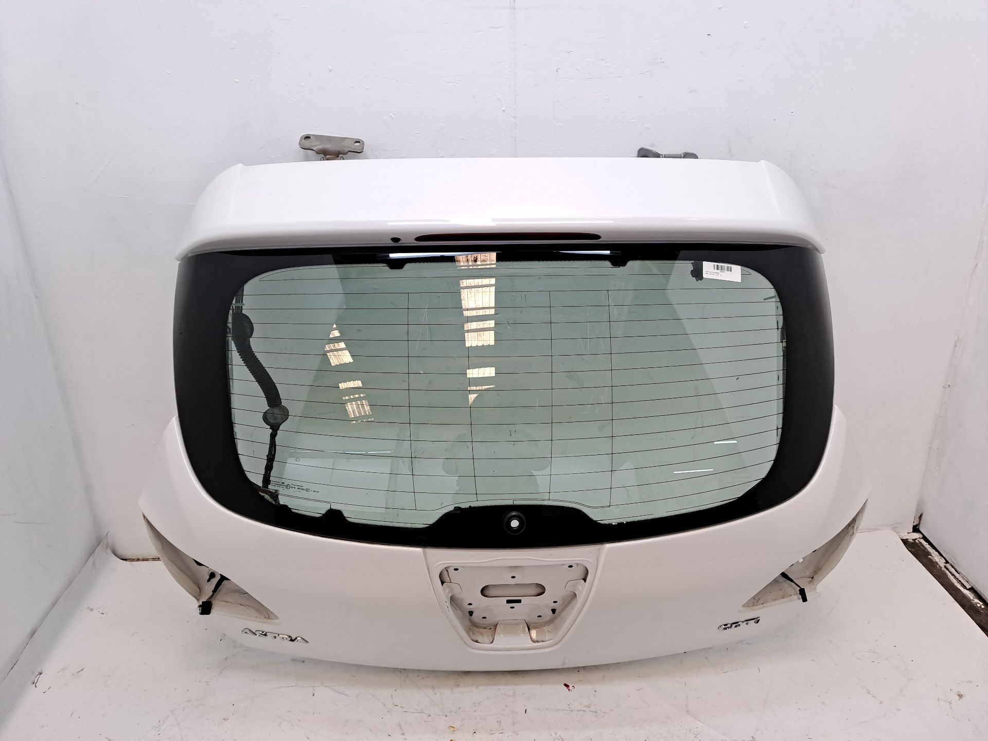 PORTON TRASERO OPEL ASTRA J LIM.
