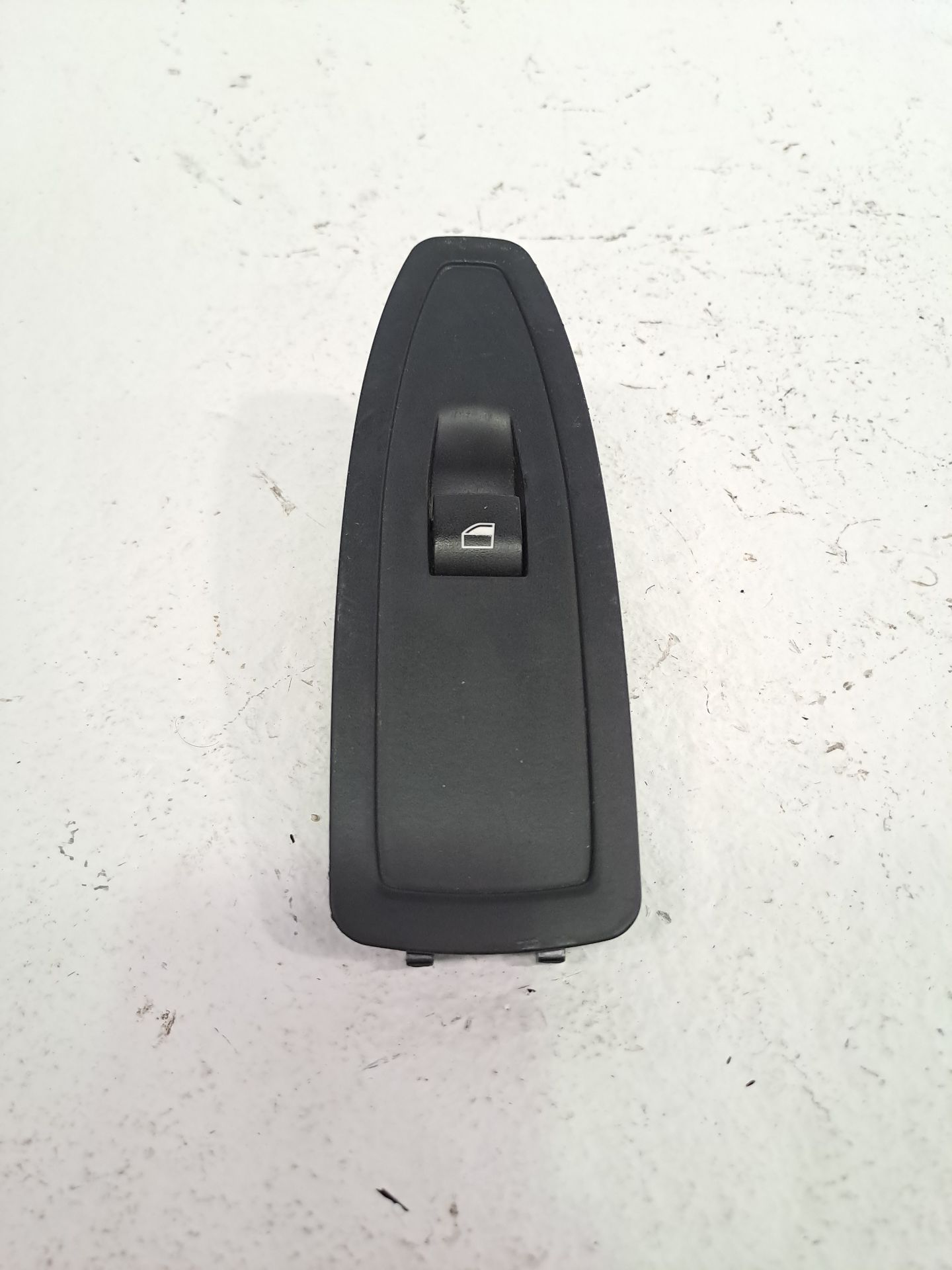 Front Right Window Switch BMW 1 (F20)