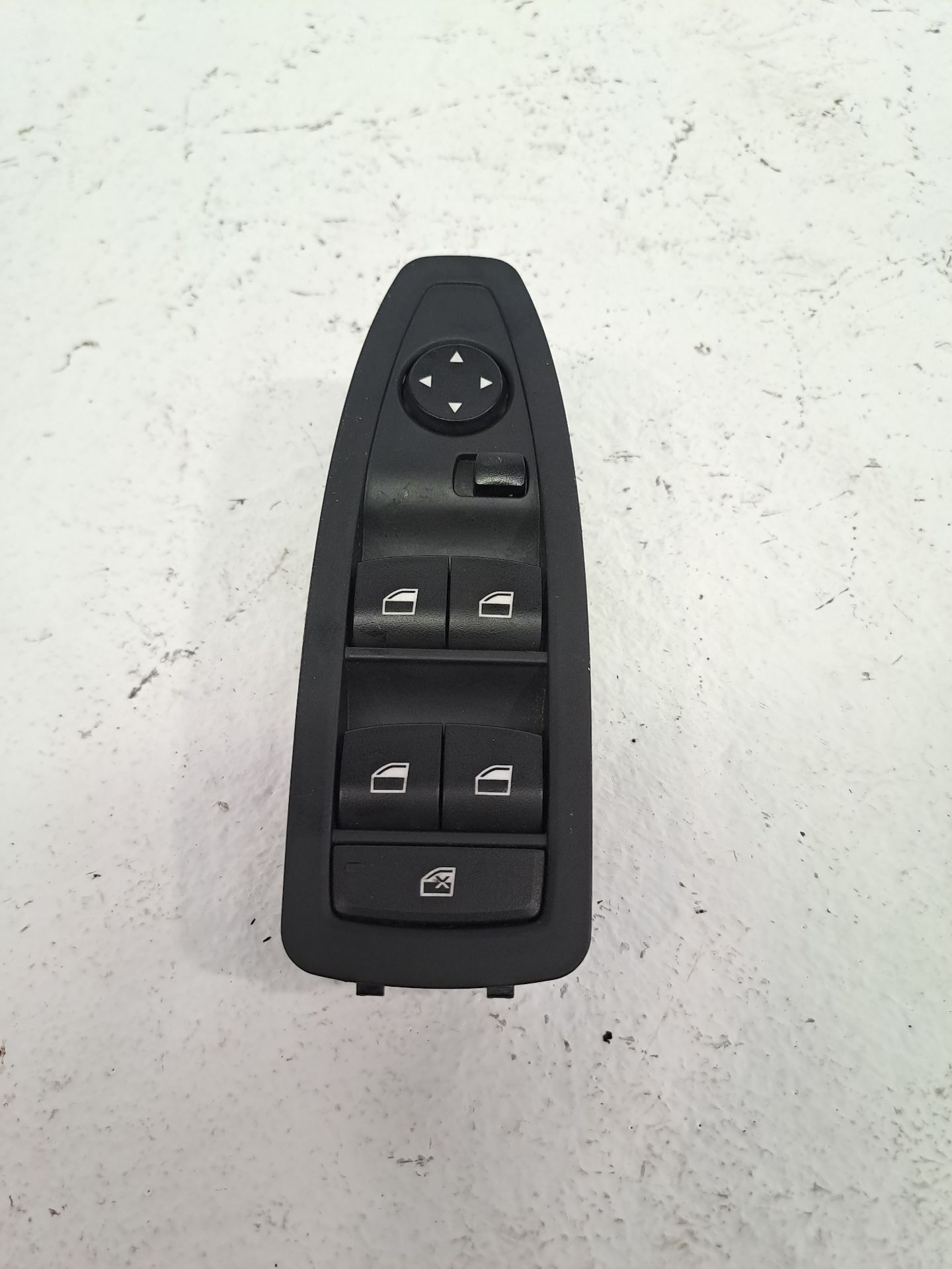 Front Left Window Switch BMW 1 (F20)