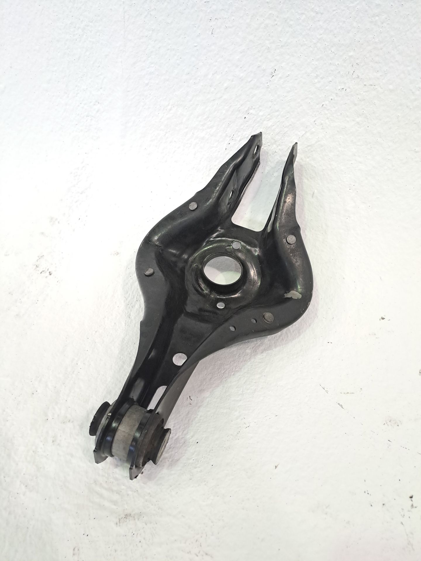 Rear Left Lower Control Arm BMW 1 (F20)