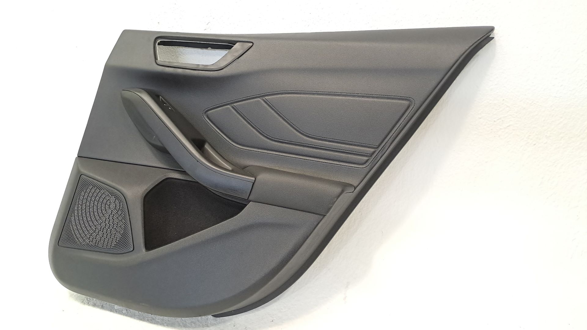 Rear Right Door Trim Panel FORD FOCUS