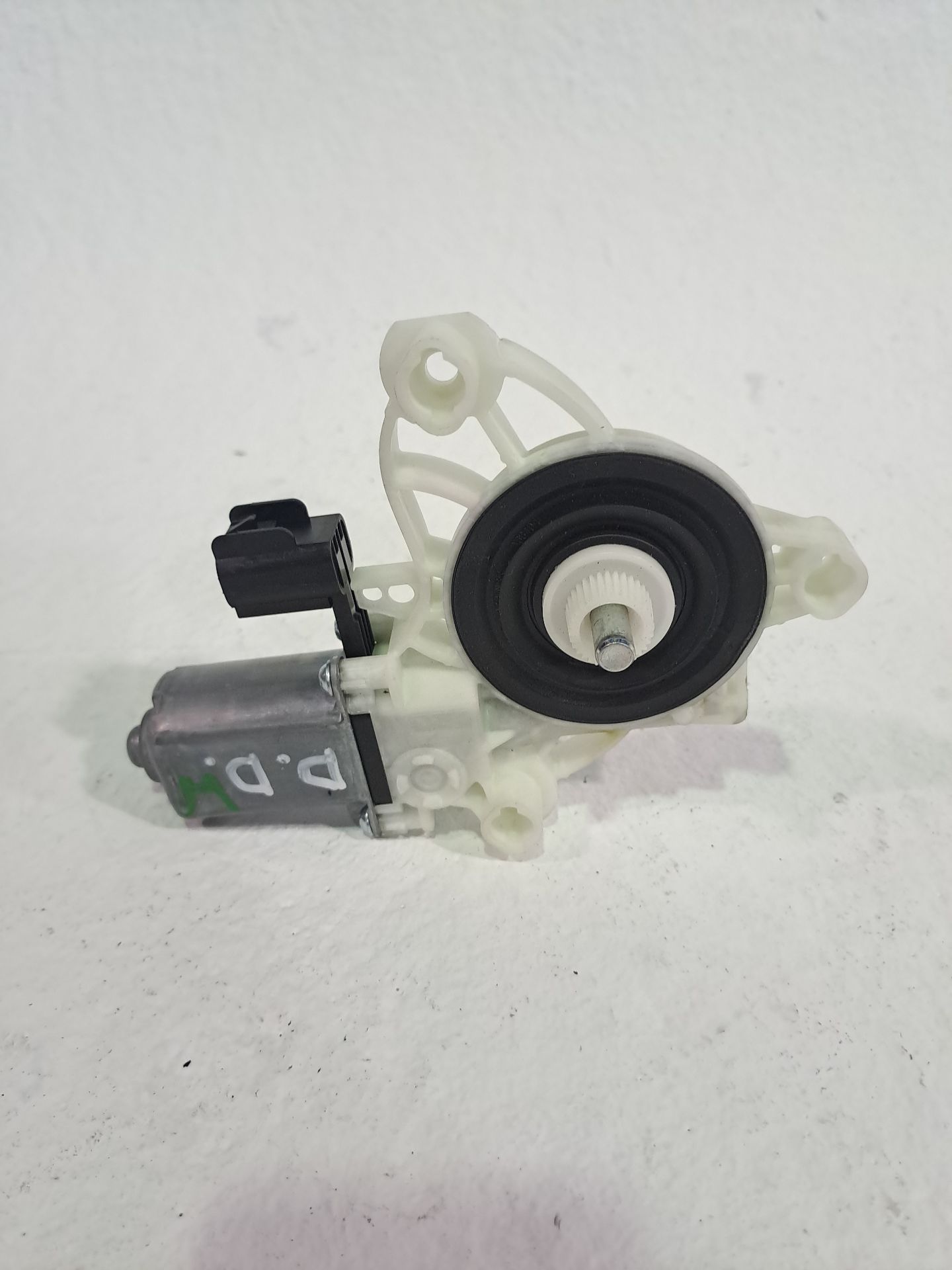 MOTOR ELEVALUNAS DELANTERO DERECHO FORD FOCUS