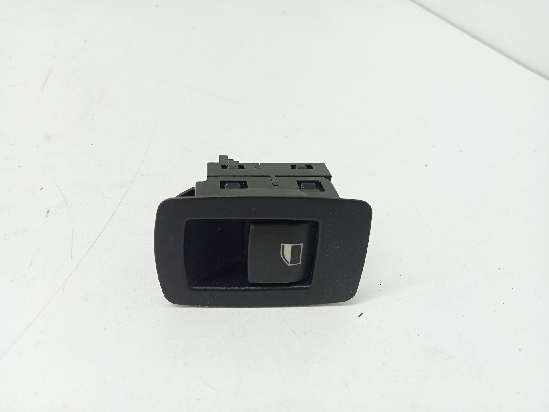 Front Right Window Switch BMW X3 (E83)