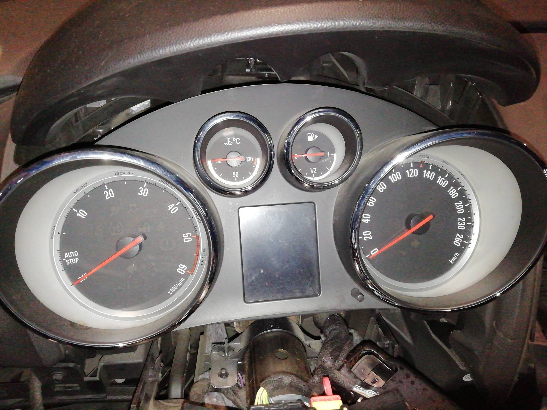 Combiné d’instruments OPEL ASTRA J SPORTS TOURER