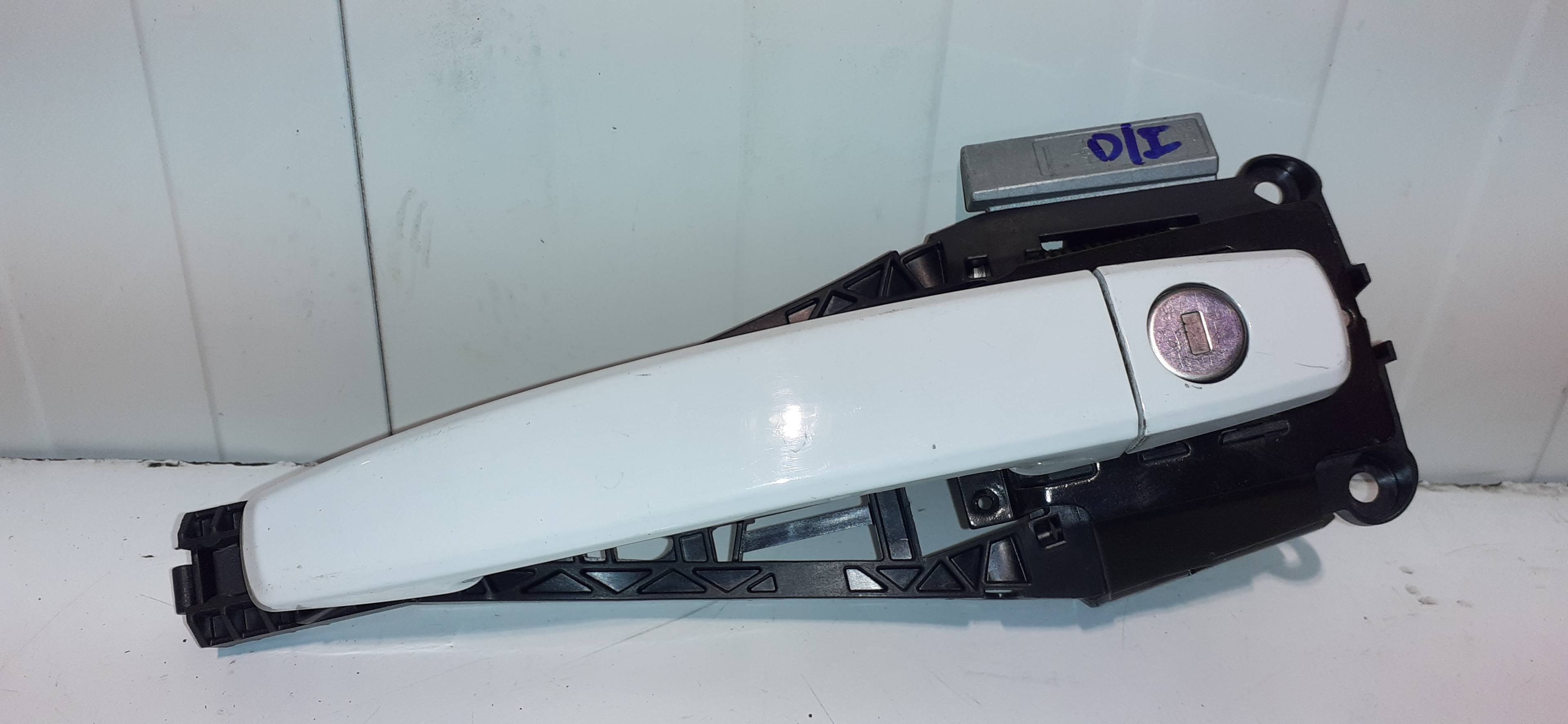 Front Left Exterior Door Handle OPEL ASTRA J SPORTS TOURER