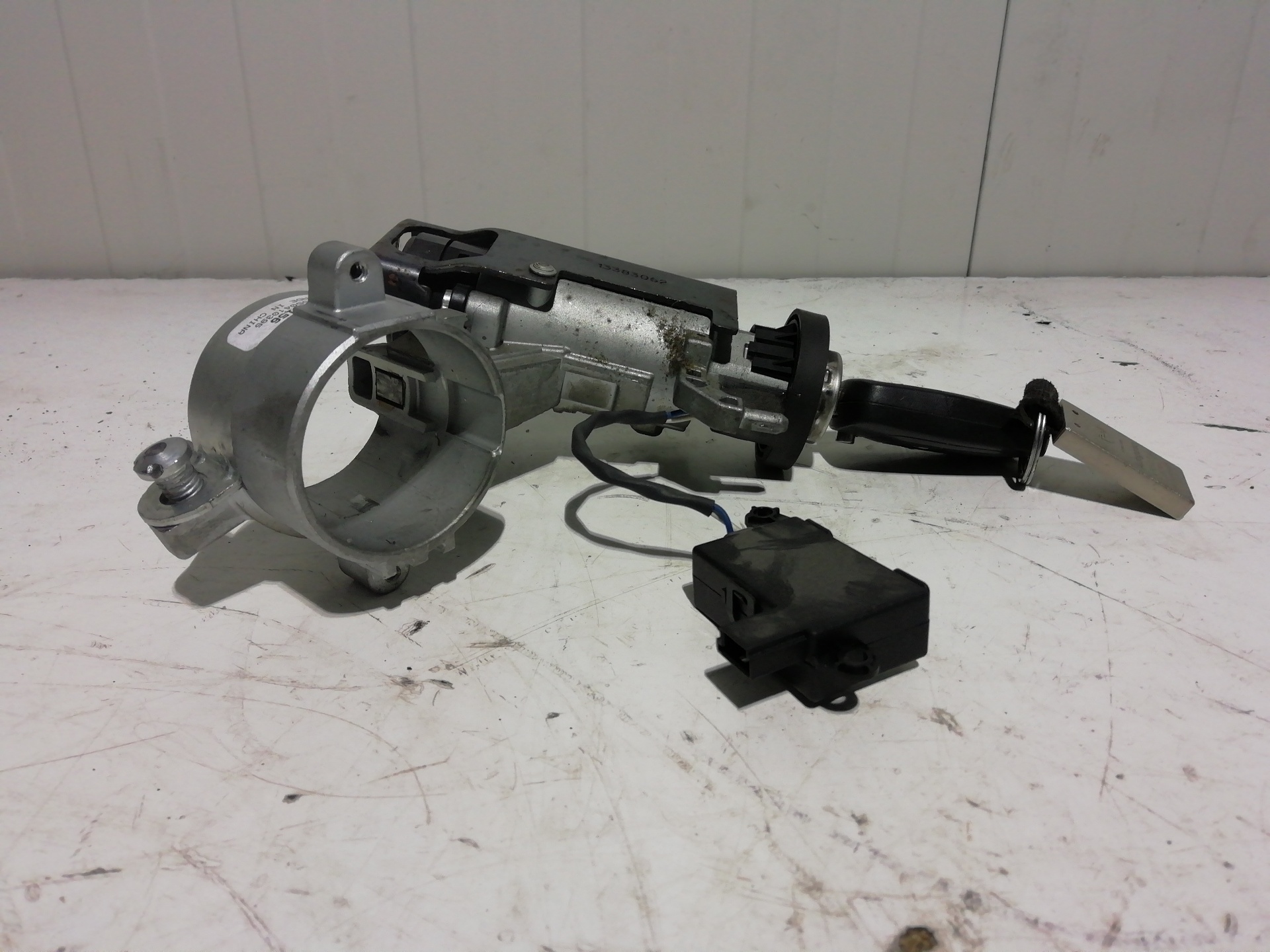 Ignition switch OPEL ASTRA J SPORTS TOURER