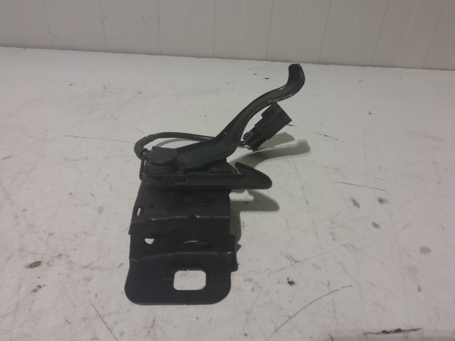Bonnet lock OPEL ASTRA J SPORTS TOURER