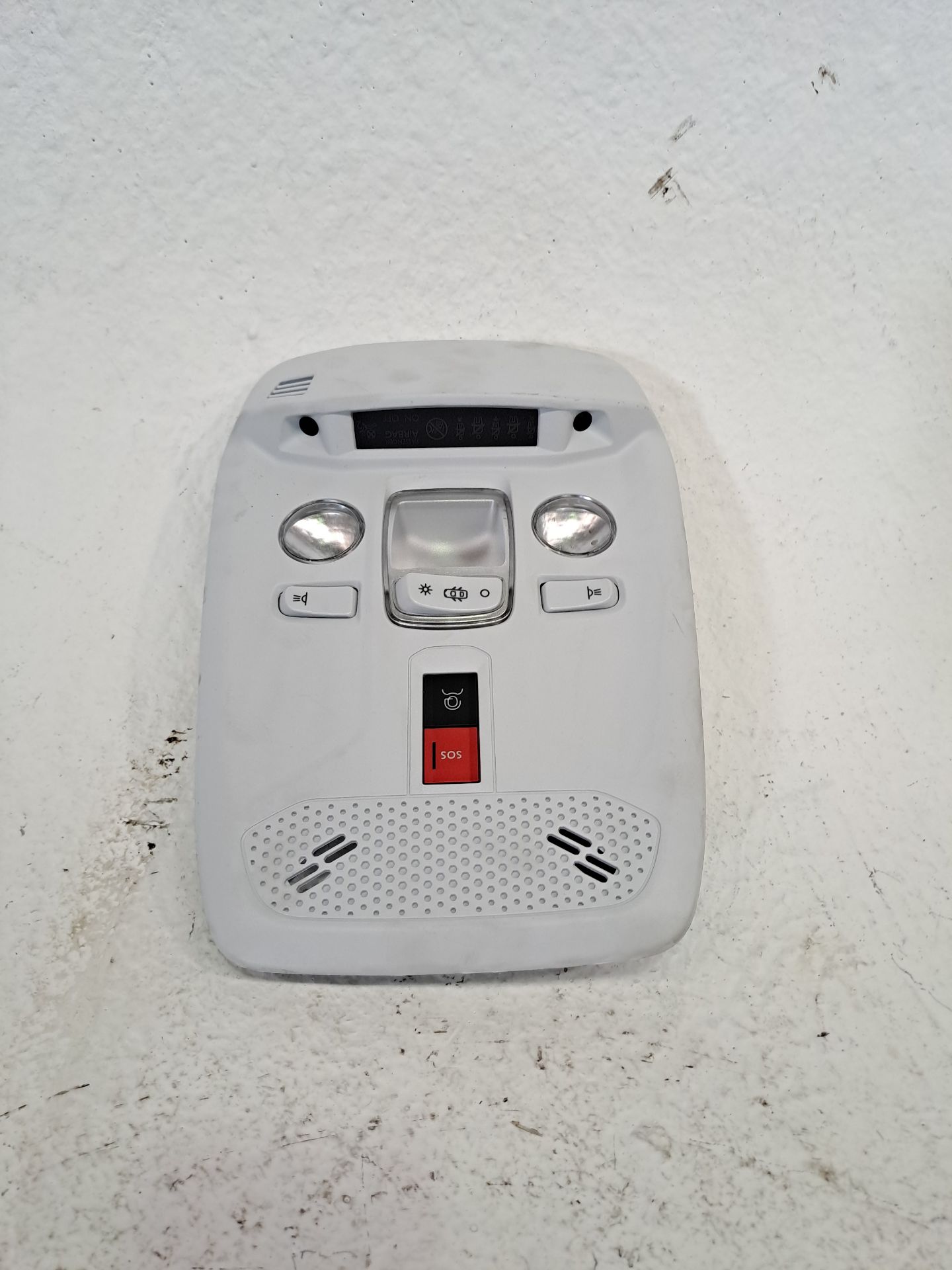 Front Interior Light PEUGEOT 208 (P2)