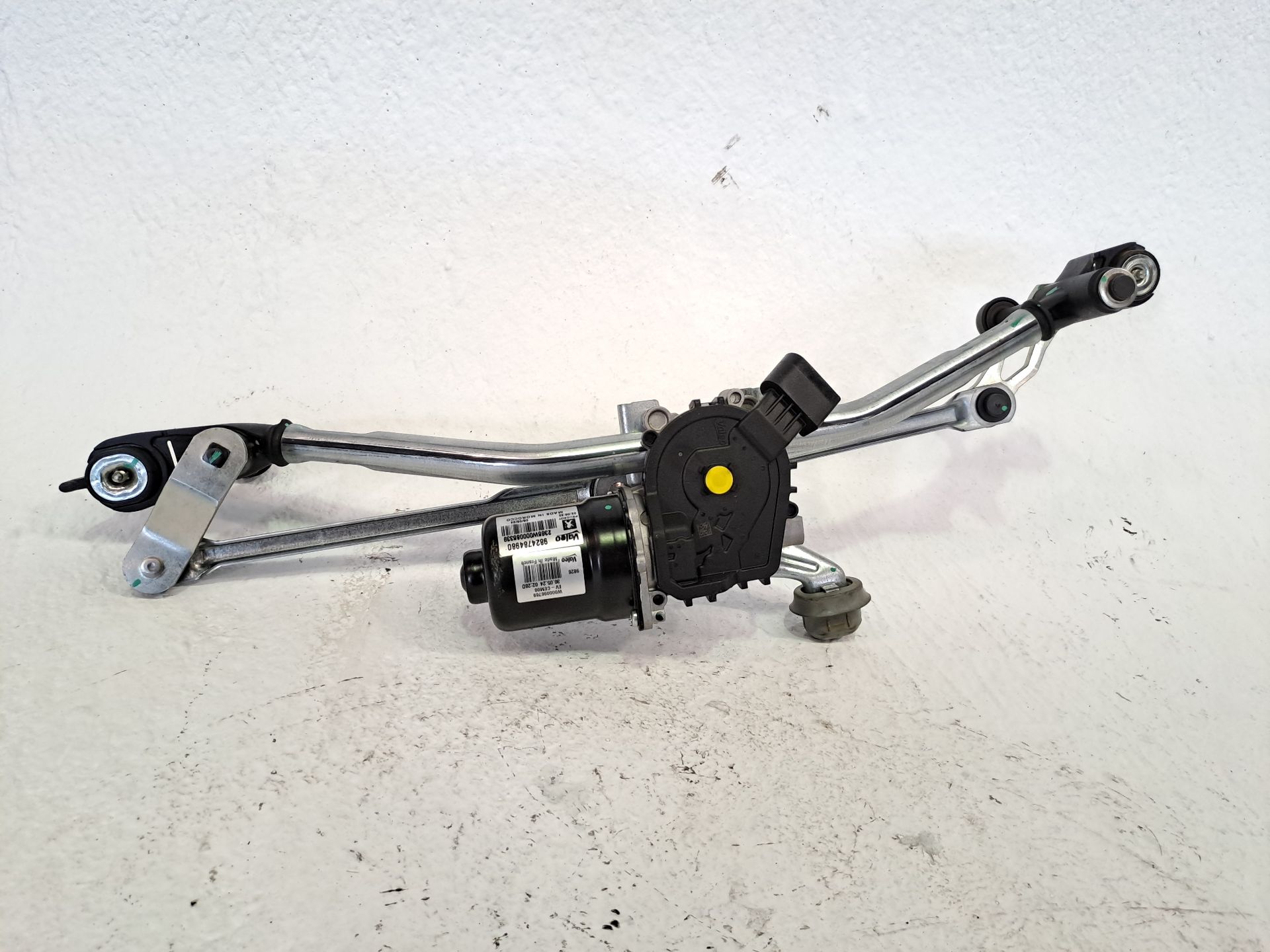 Scheibenwischermotor vorne PEUGEOT 208 (P2)
